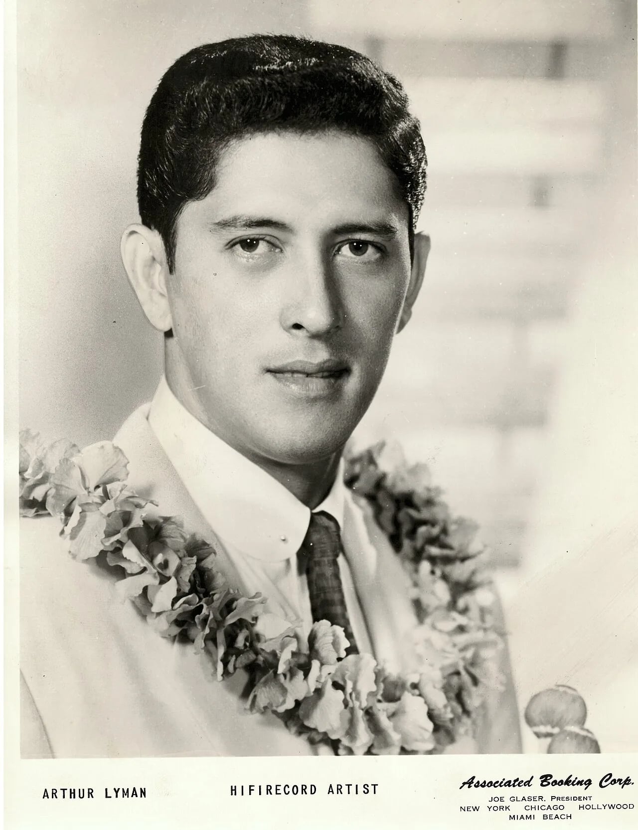 Portrait of Arthur Lyman (1932–2002) – memorial page