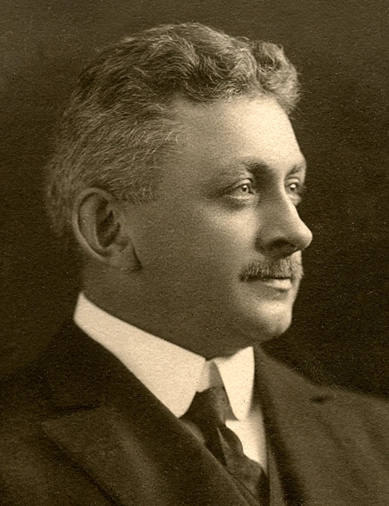 Porträt von Arthur Mignault (1865–1937) – Gedenkseite