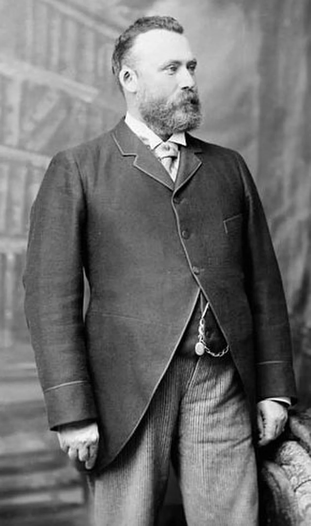 Portrait of Arthur Wellington Ross (1846–1901) – memorial page