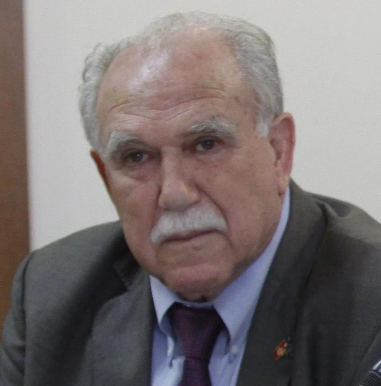 Porträt von Aryeh Azulai (1933–2025) – Gedenkseite