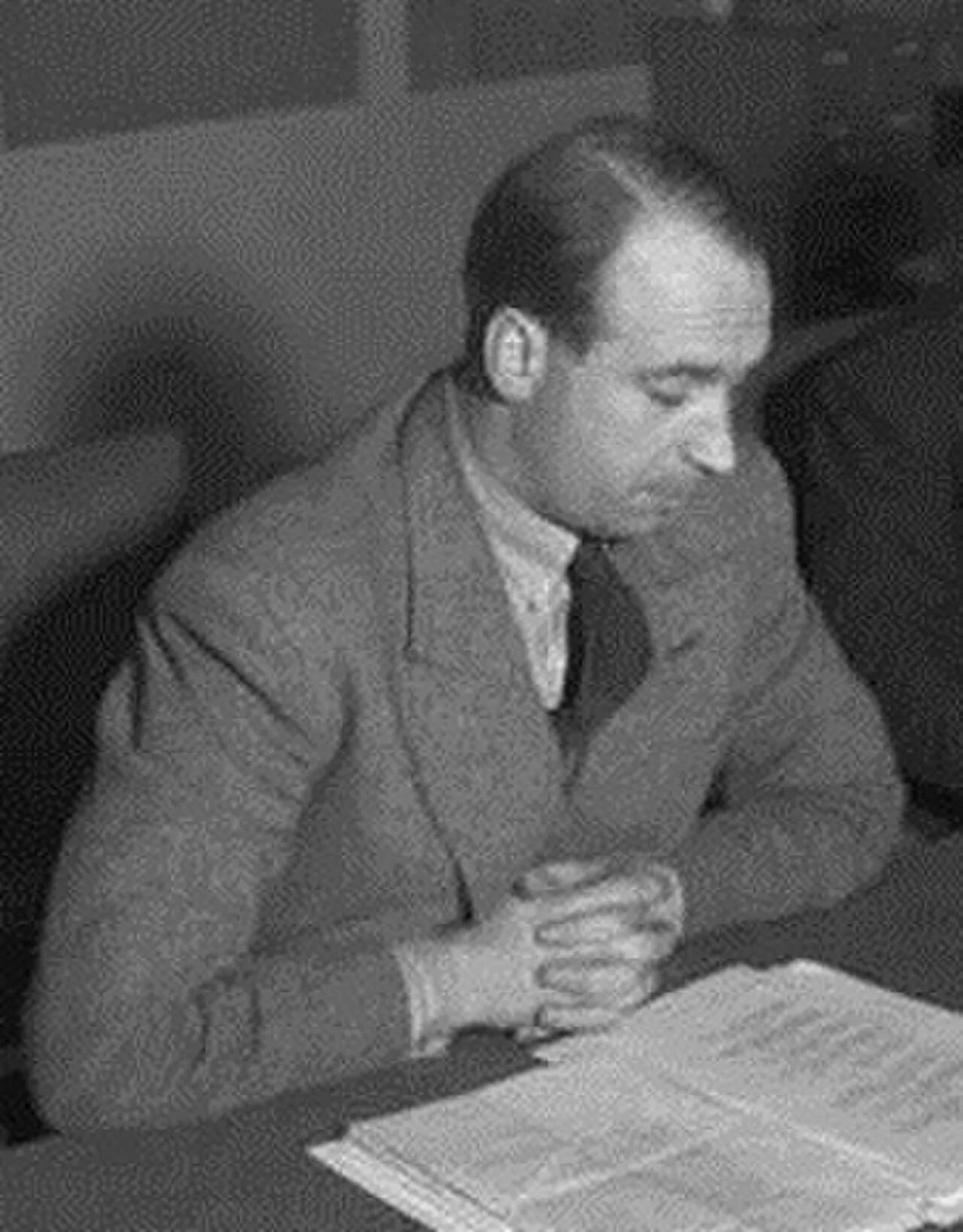 Portrait of Jens Christian Hauge (1915–2006) – memorial page