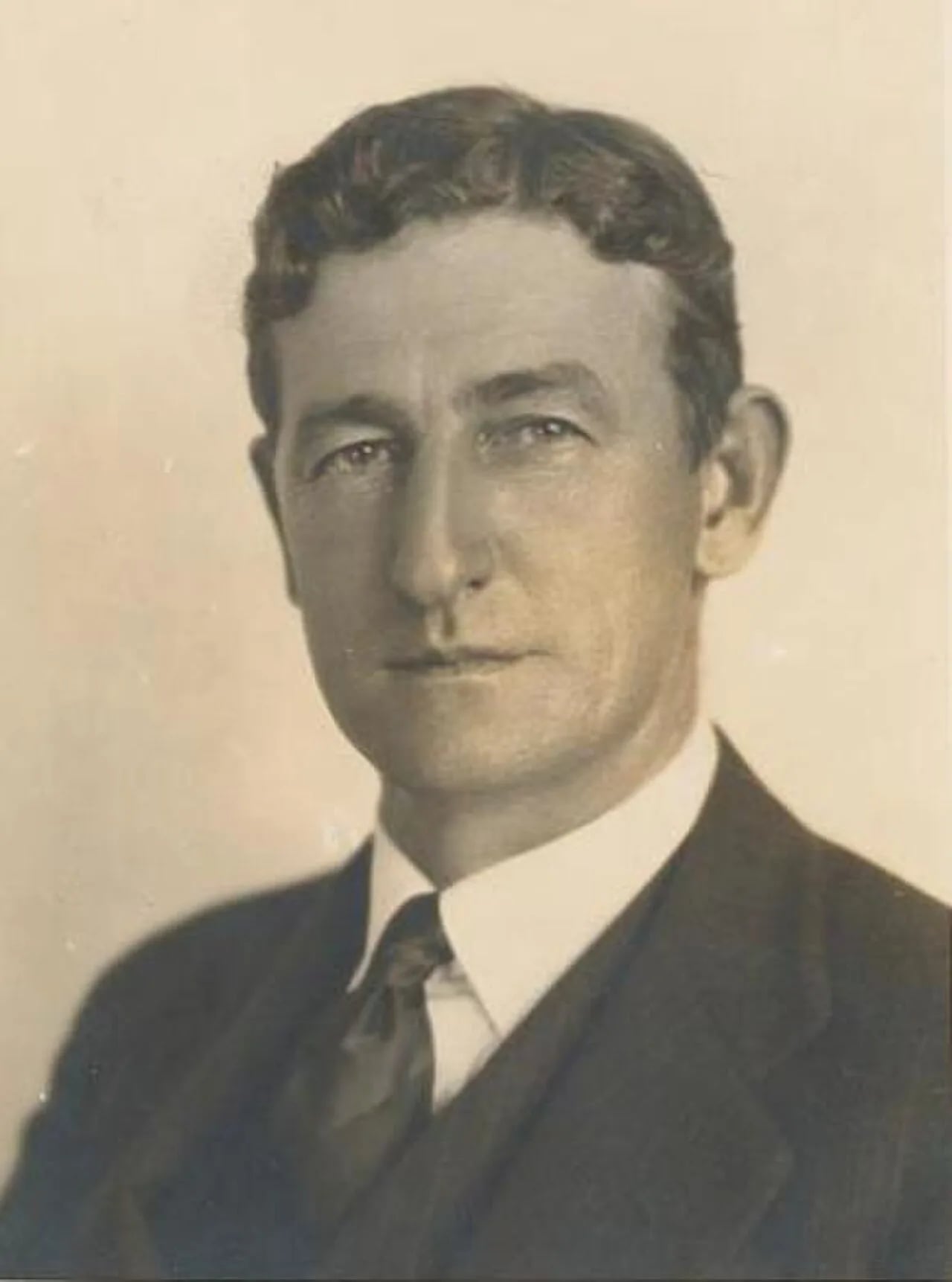 Porträt von Aubrey Abbott (1886–1975) – Gedenkseite