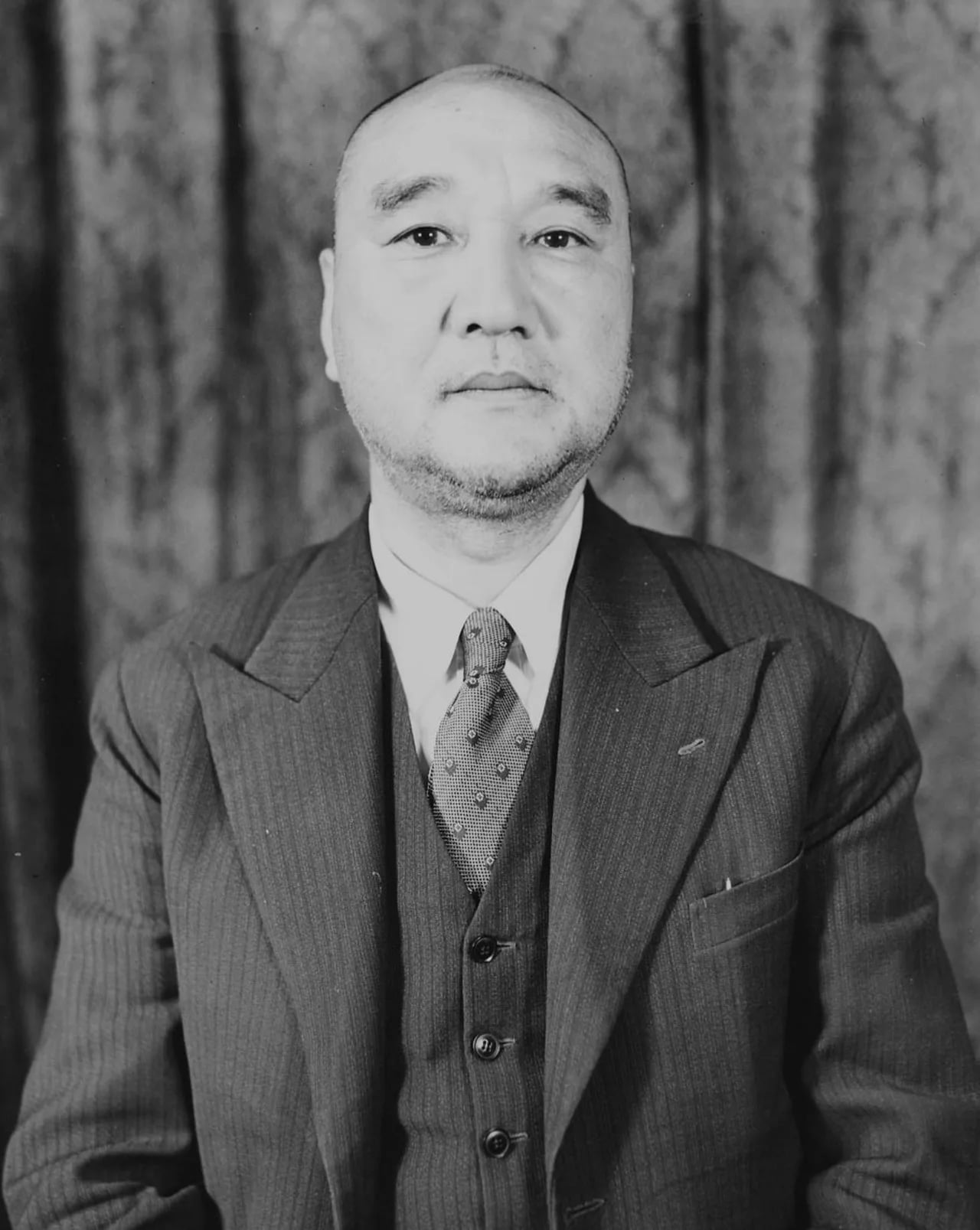 Portrait of Satō Kenryō (1895–1975) – memorial page