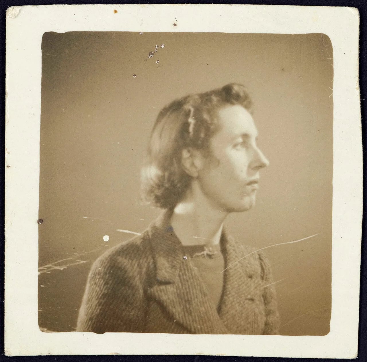 Portrait of Averil Margaret Lysaght (1905–1981) – memorial page