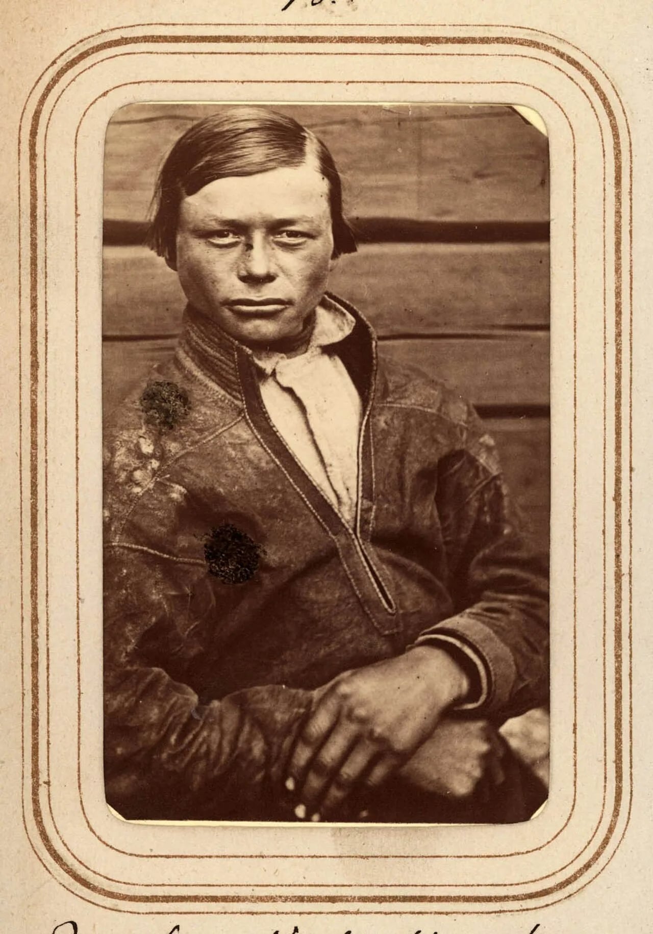 Porträt von Pava Lars Nilsson Tuorda (1847–1911) – Gedenkseite