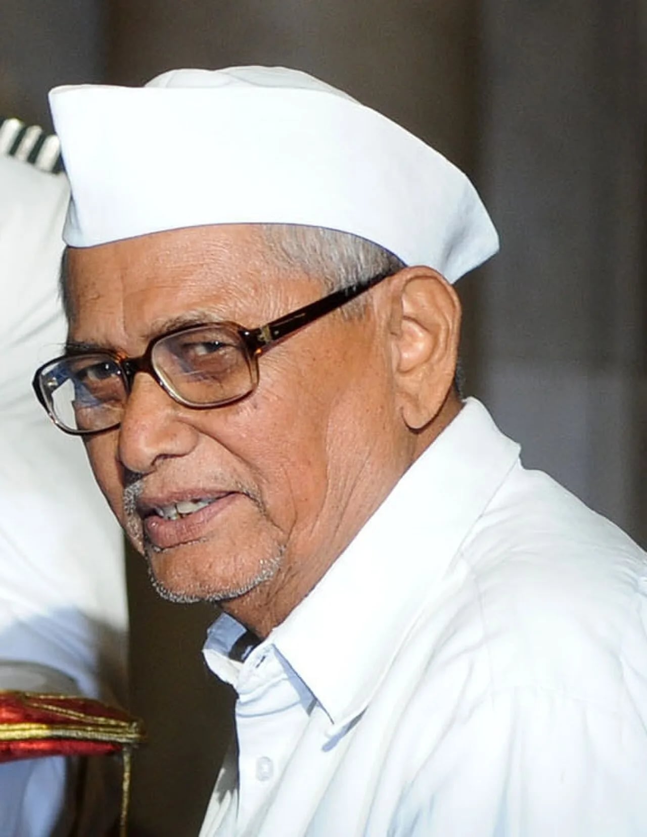 Porträt von Balasaheb Vikhe Patil (1932–2016) – Gedenkseite