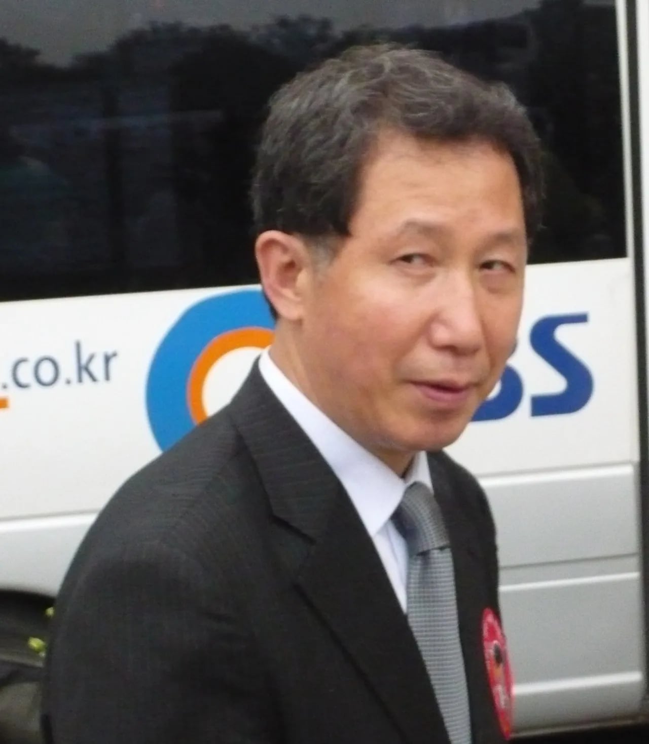 Porträt von Kim Geun-tae (1947–2011) – Gedenkseite