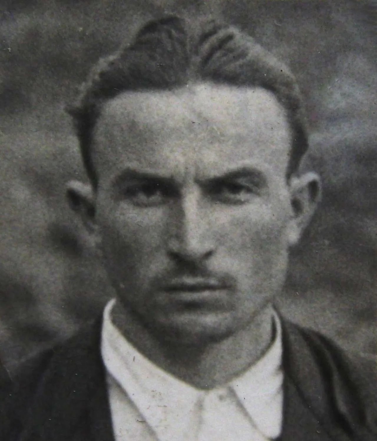 Portrait of Bardhok Biba (1920–1949) – memorial page