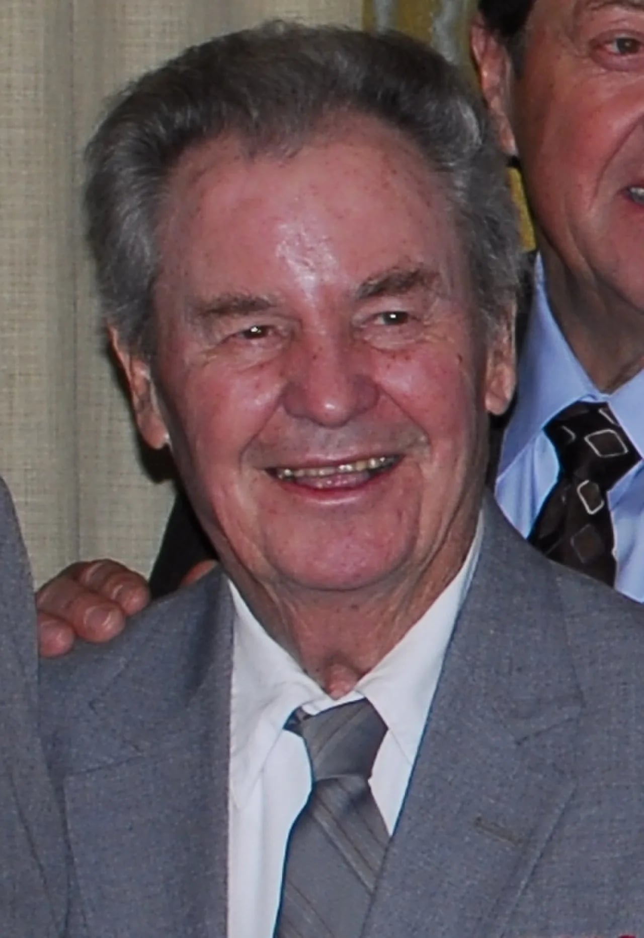 Porträt von Barney Hall (1932–2016) – Gedenkseite