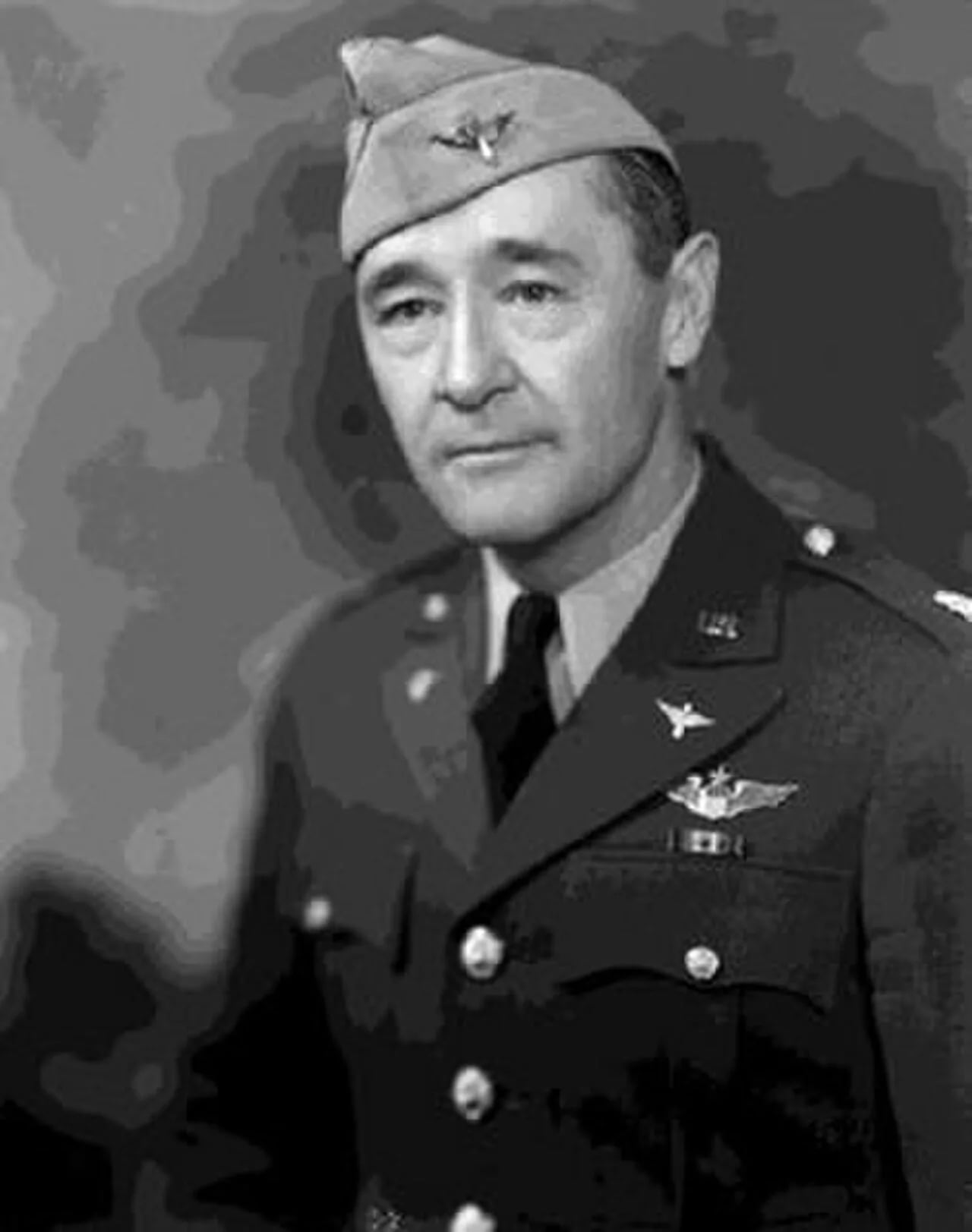 Portrait of Barney M. Giles (1892–1984) – memorial page