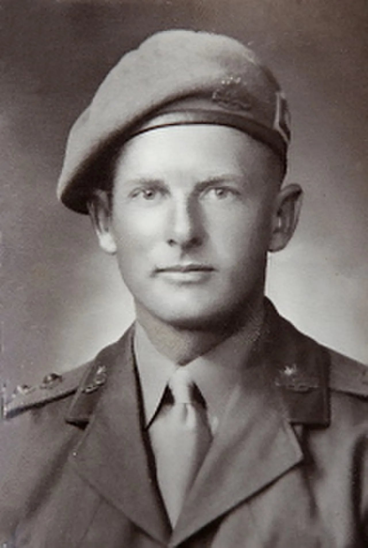 Porträt von Basil Dickinson (1915–2013) – Gedenkseite