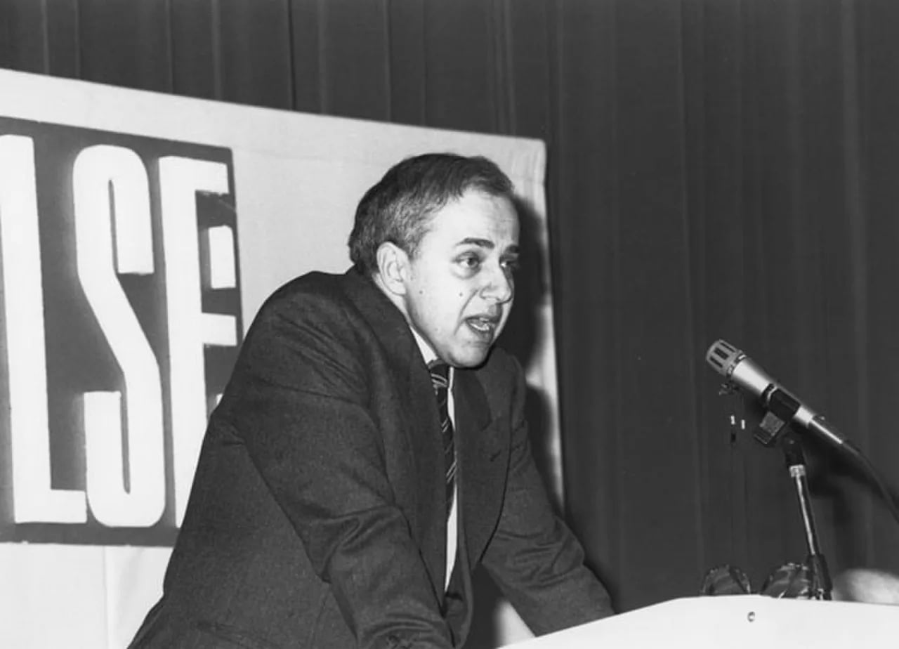 Porträt von Basil Spyridonos Markesinis (1944–2023) – Gedenkseite