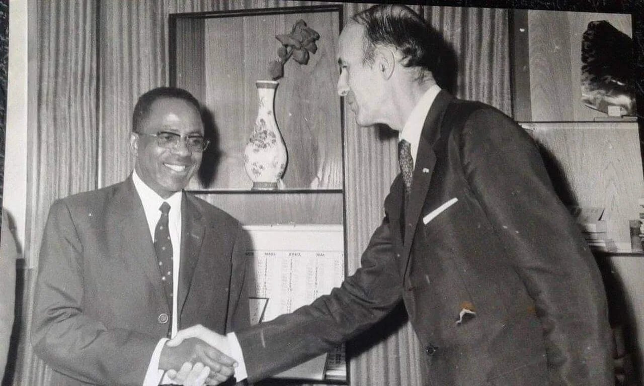 Porträt von Victor Miadana (1920–2002) – Gedenkseite