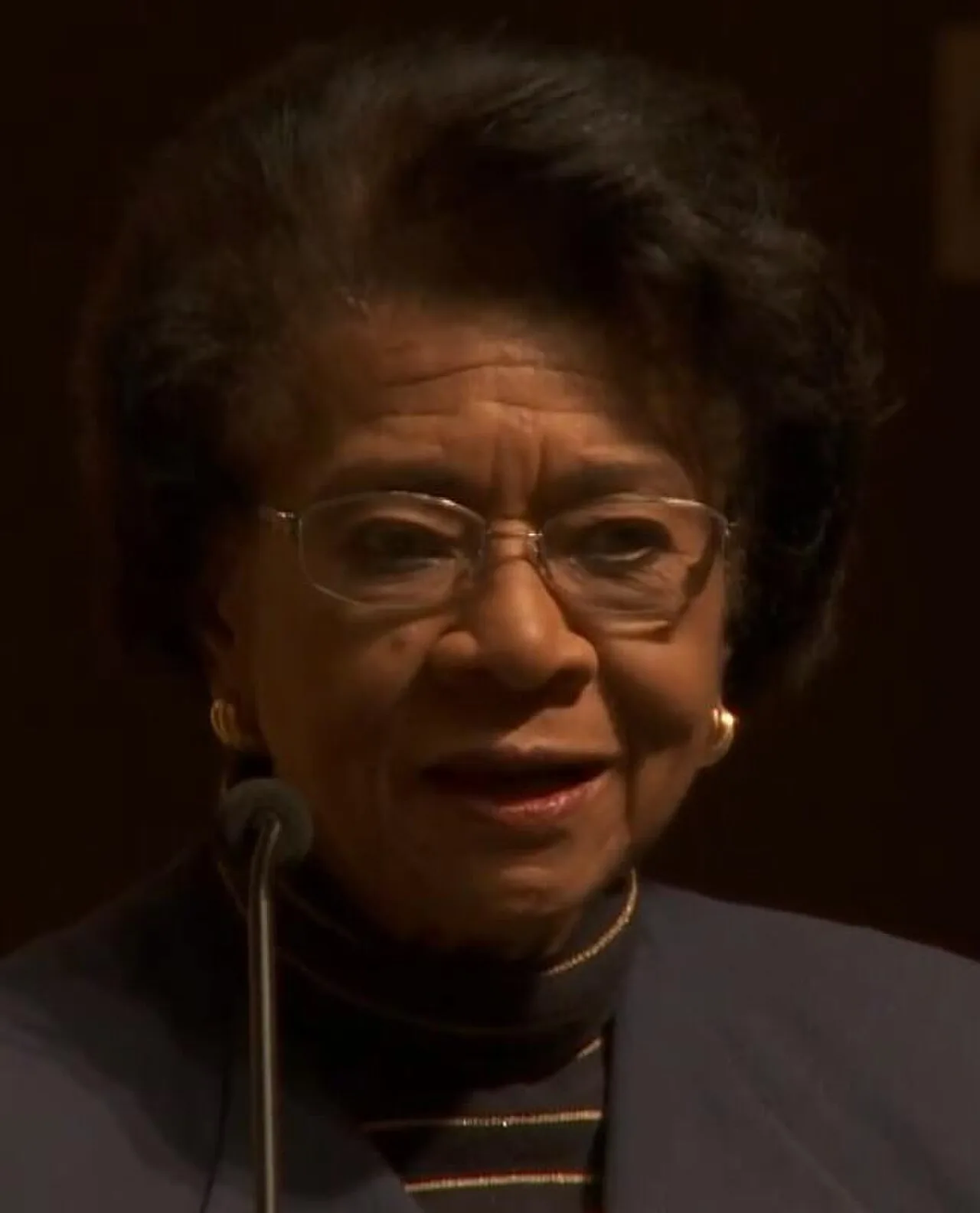 Porträt von Belva Davis (1932–2025) – Gedenkseite