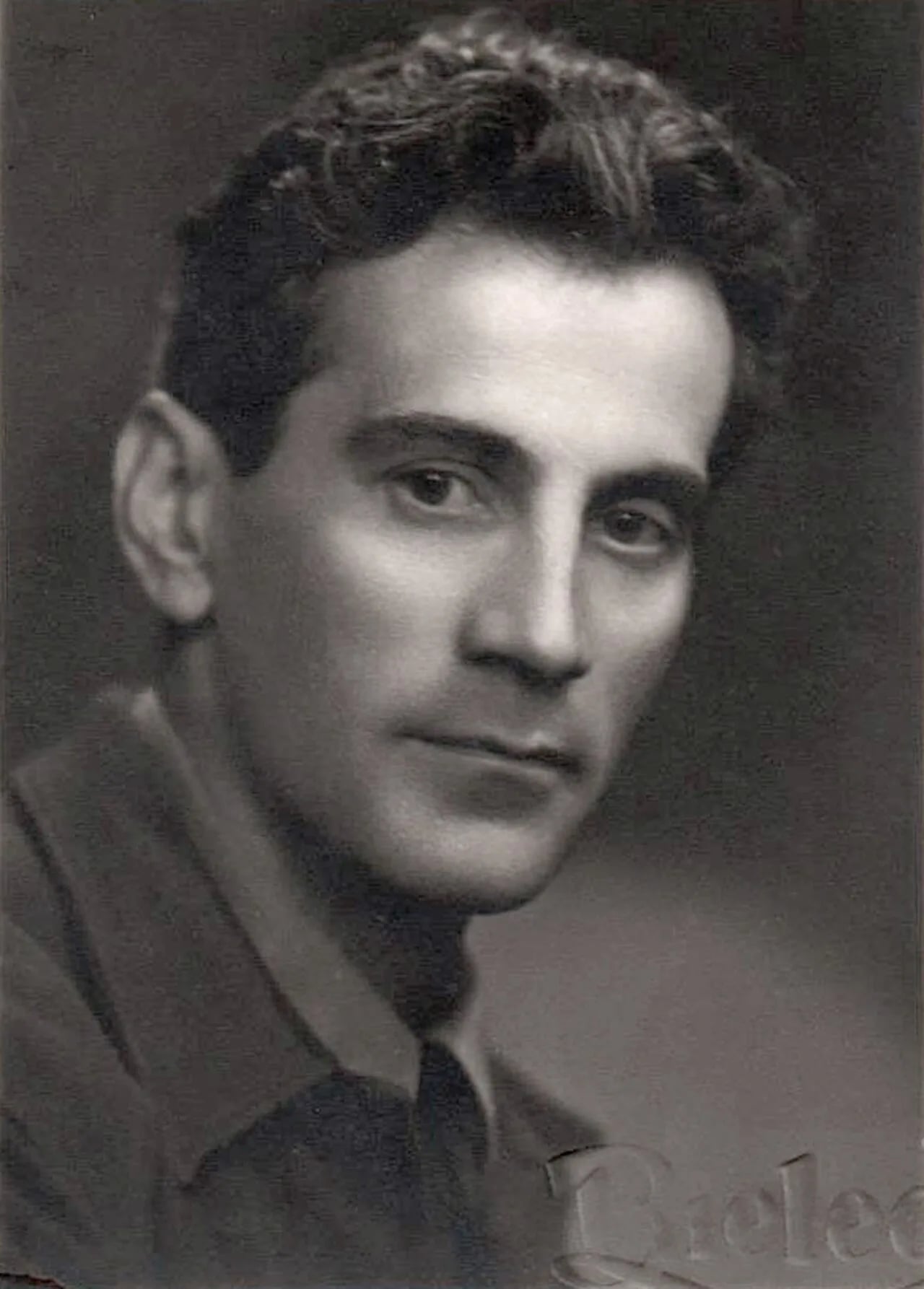 Portrait of Mikołaj Kochanowski (1916–1987) – memorial page