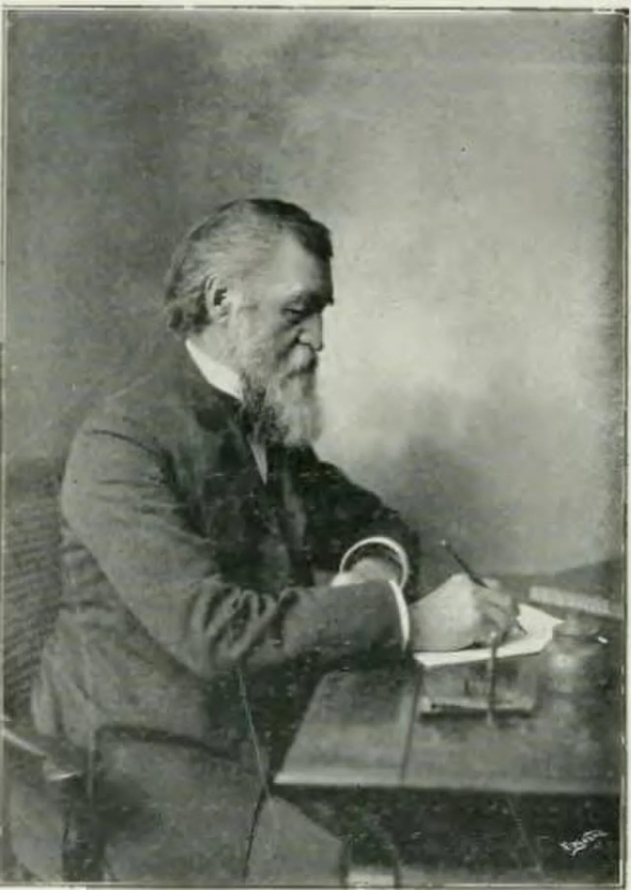Portrait of Benjamin F. Gue (1828–1904) – memorial page