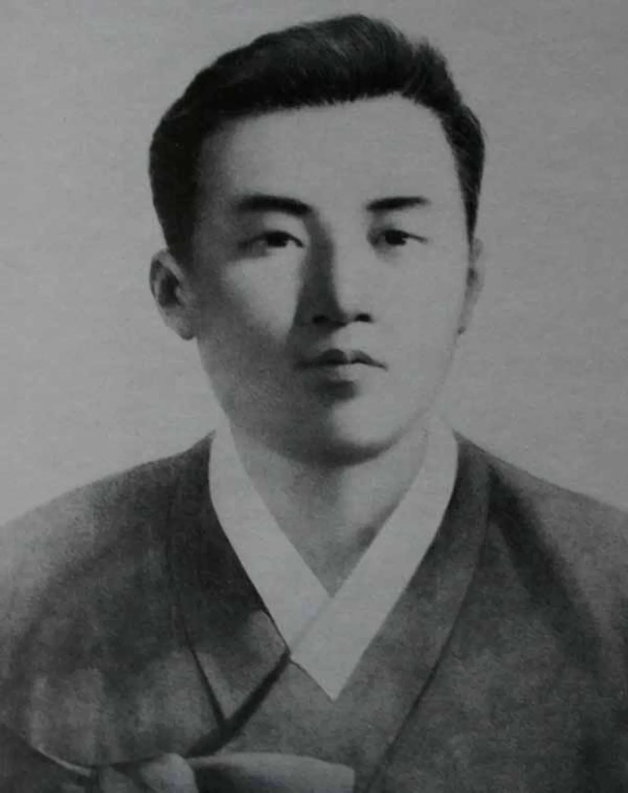Portrait of Kim Hyŏng-jik (1894–1926) – memorial page