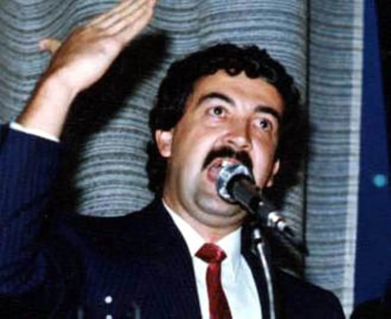 Portrait of Bernardo Jaramillo Ossa (1956–1990) – memorial page