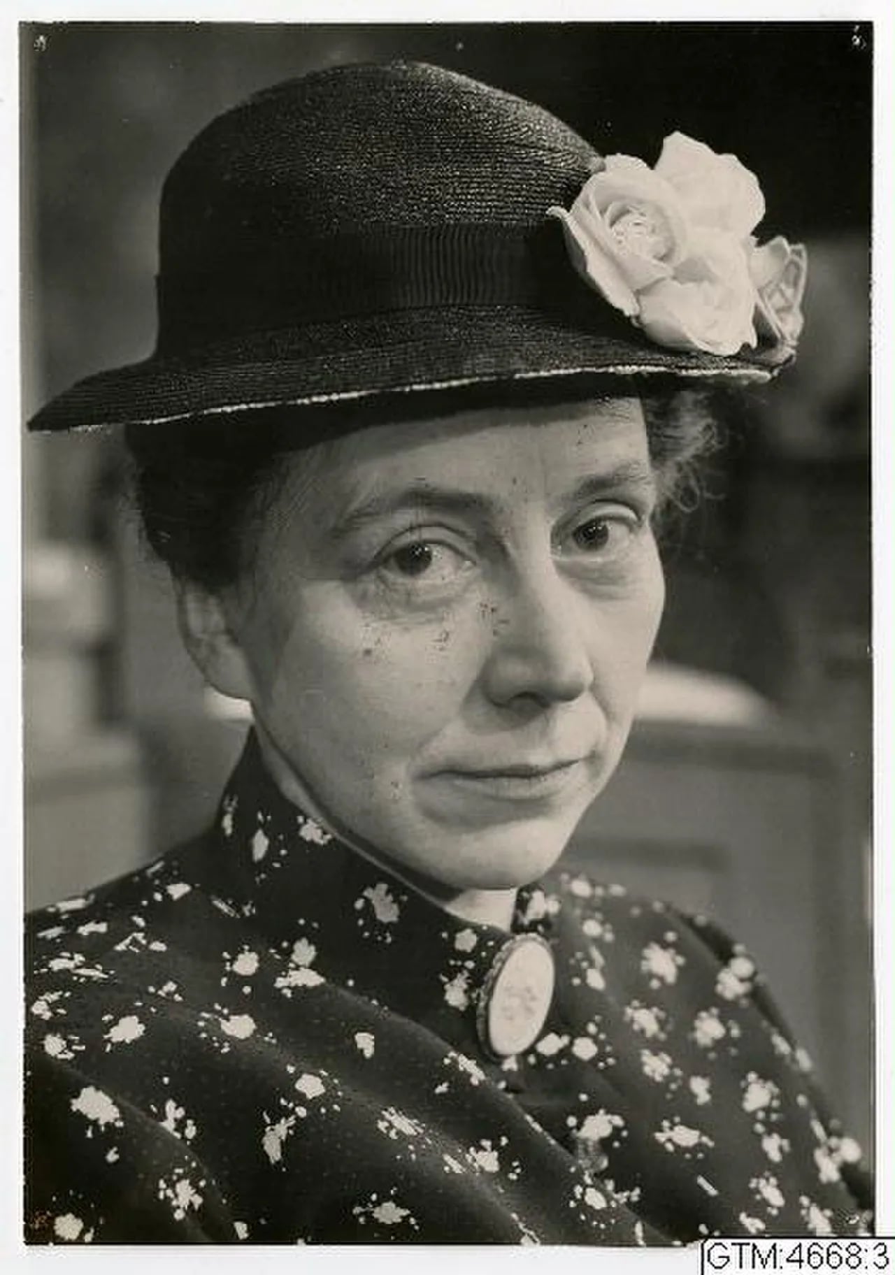 Porträt von Berta Hall (1909–1999) – Gedenkseite