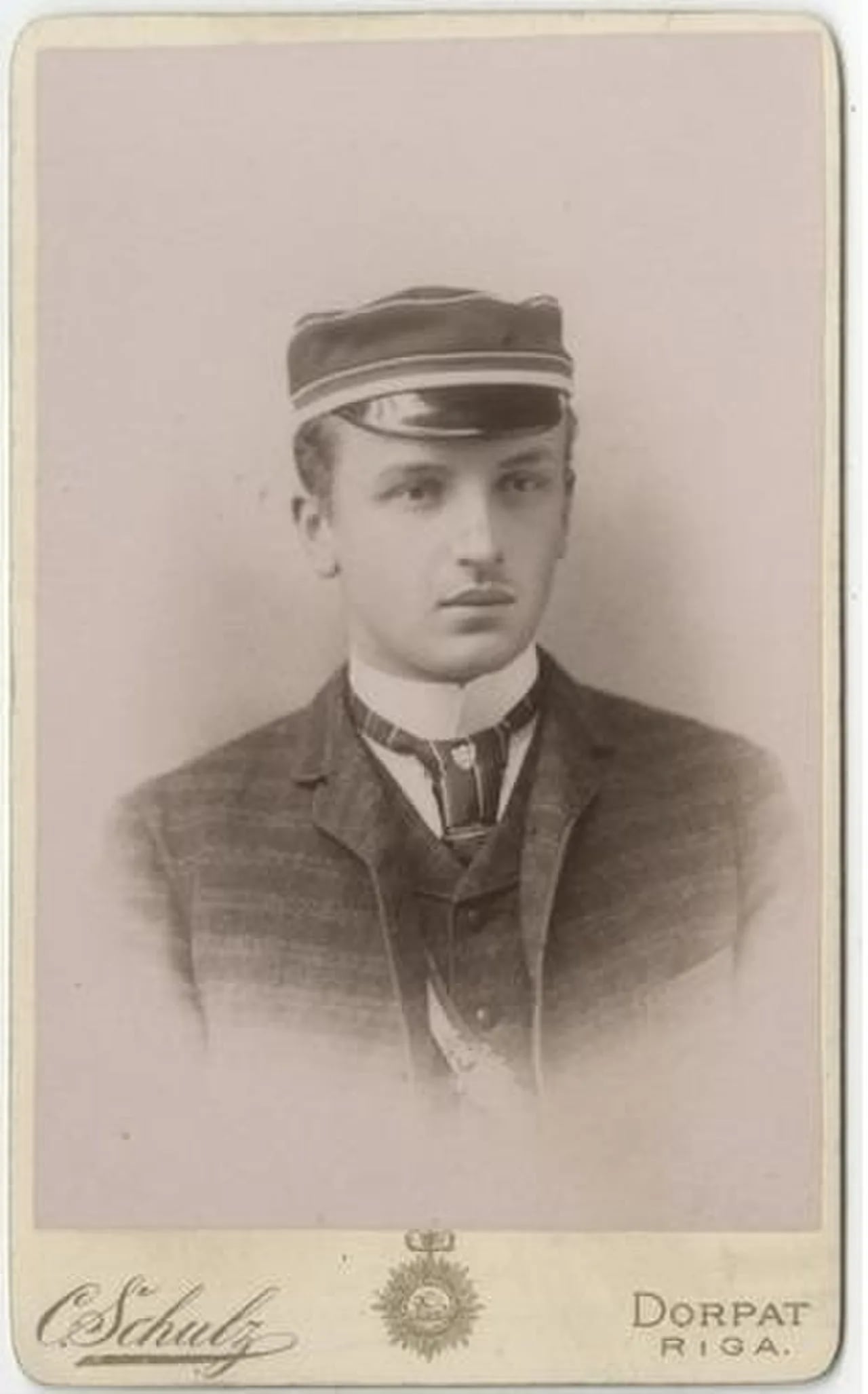 Porträt von Moritz Alexander Georg von Maydell (1869–1945) – Gedenkseite