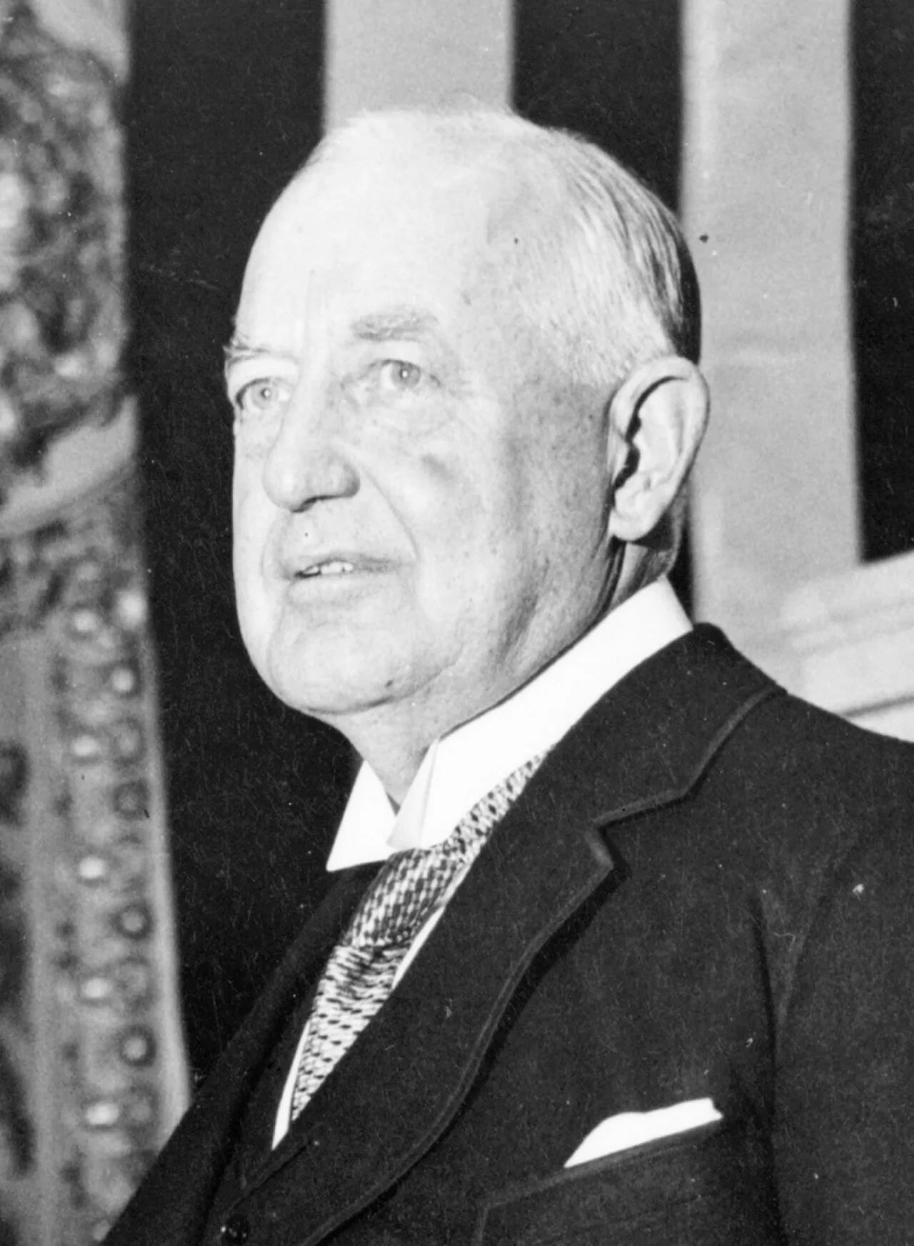 Portrait of Bertrand Snell (1870–1958) – memorial page