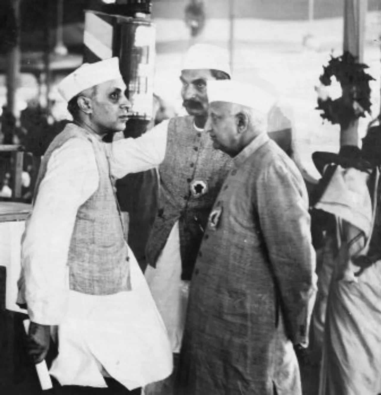 Porträt von Bhulabhai Desai (1877–1946) – Gedenkseite