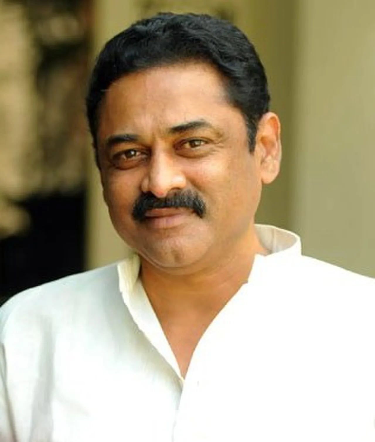Porträt von Bhuma Nagi Reddy (1964–2017) – Gedenkseite