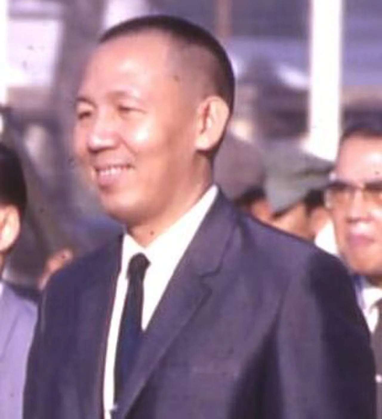Portrait of Nguyễn Lưu Viên (1919–2017) – memorial page