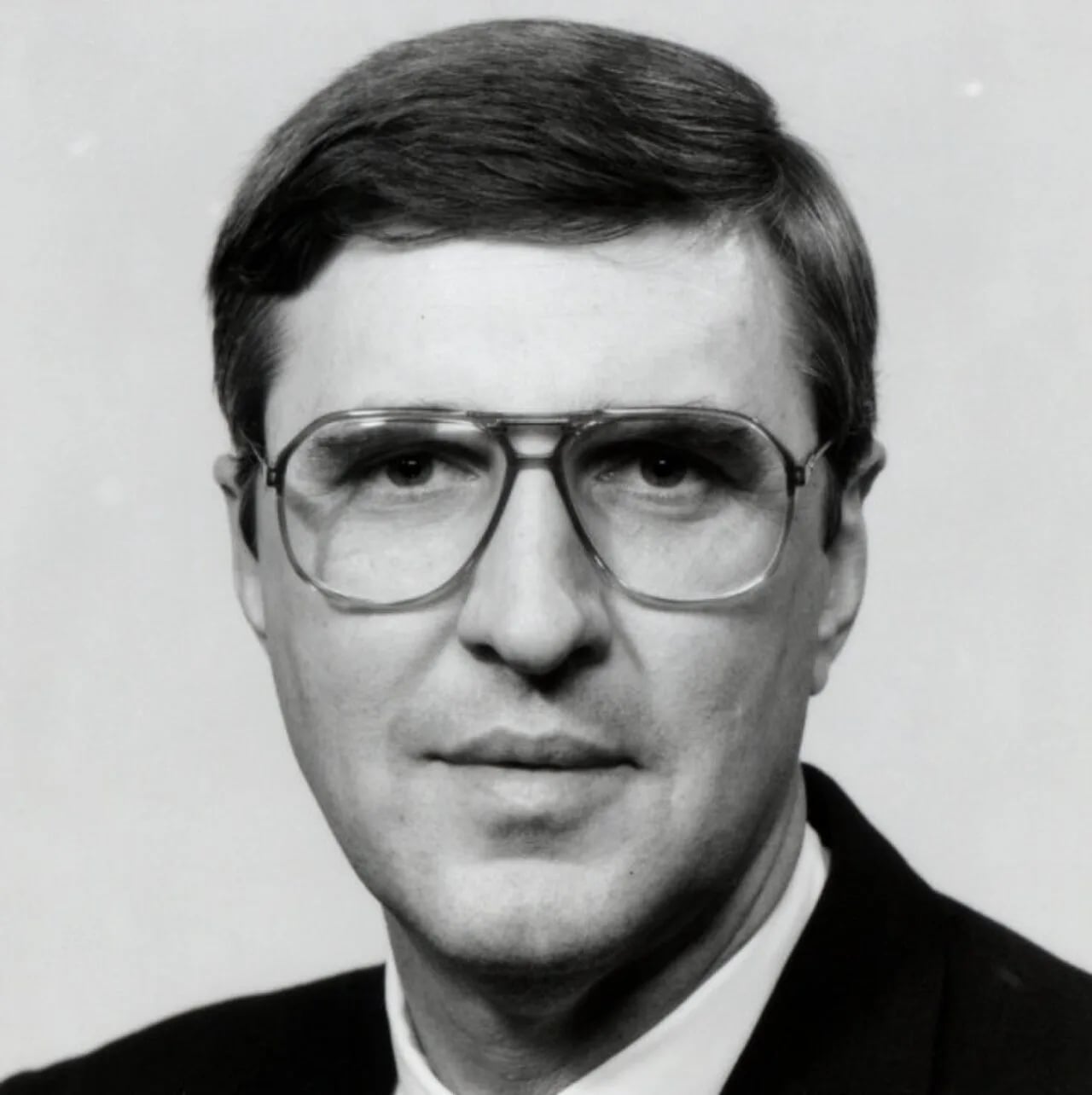 Porträt von Bill Carr (1945–2024) – Gedenkseite