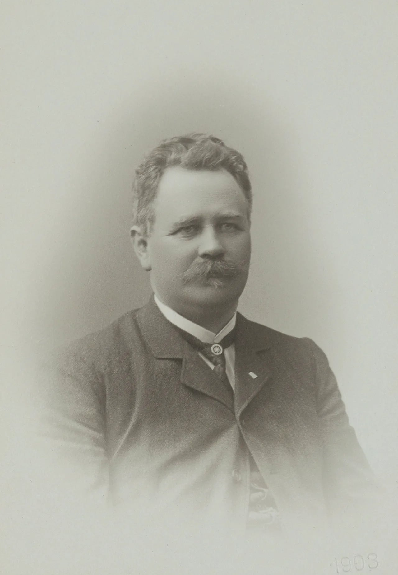 Portrait of Hjalmar Söderberg (1859–1933) – memorial page