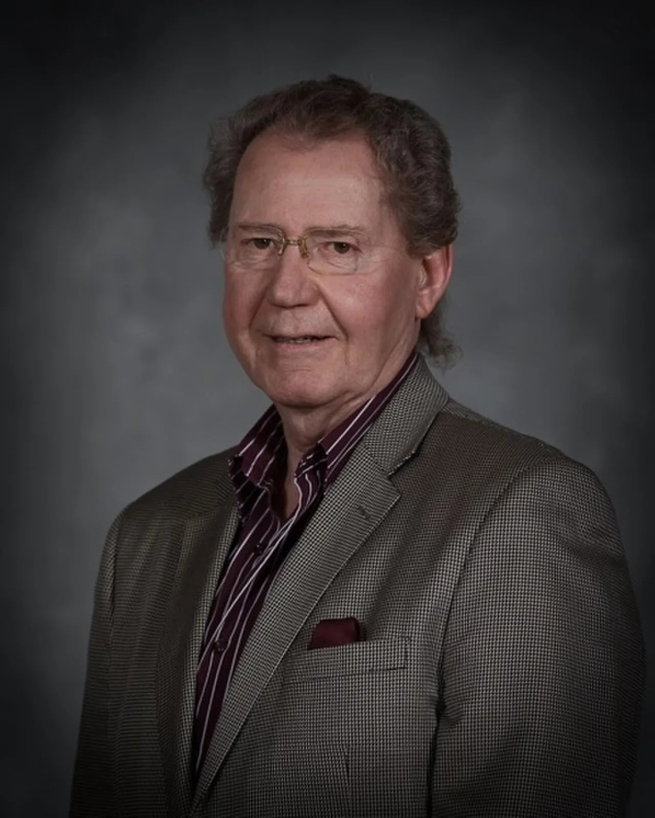 Portrait of Bill McKnight (1940–2019) – memorial page