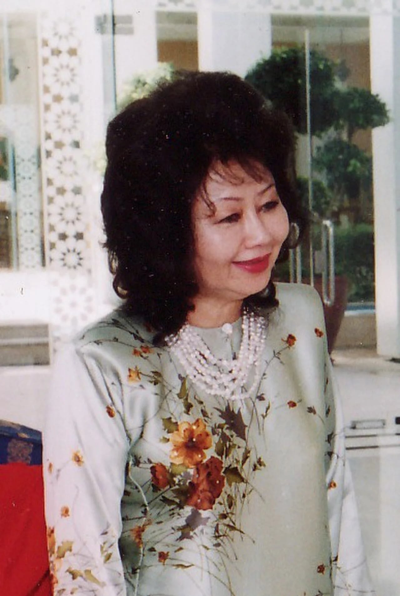 Porträt von Endon Mahmood (1940–2005) – Gedenkseite