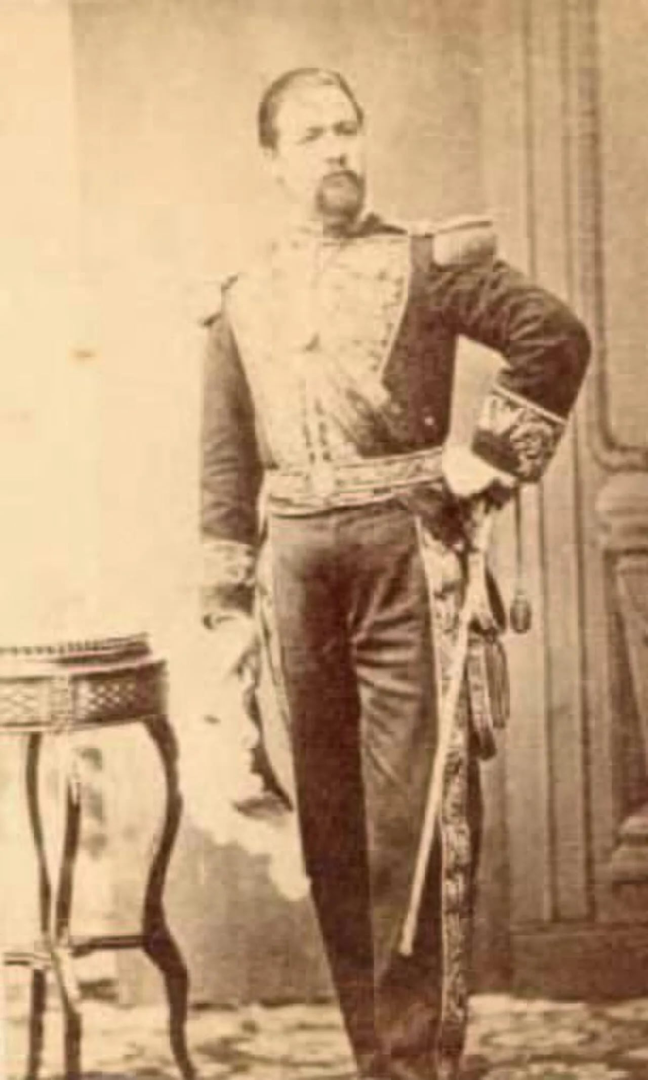 Porträt von Hilarión Daza (1840–1894) – Gedenkseite