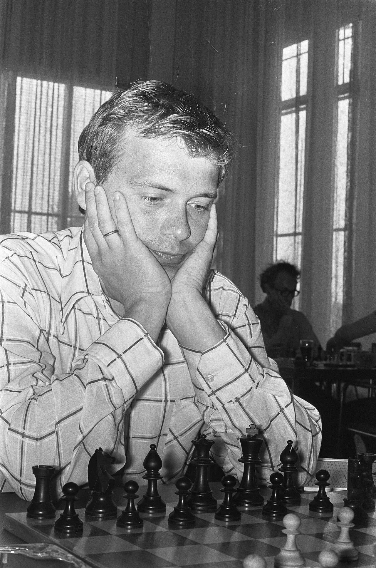 Porträt von Juri Sergejewitsch Rasuwajew (1945–2012) – Gedenkseite