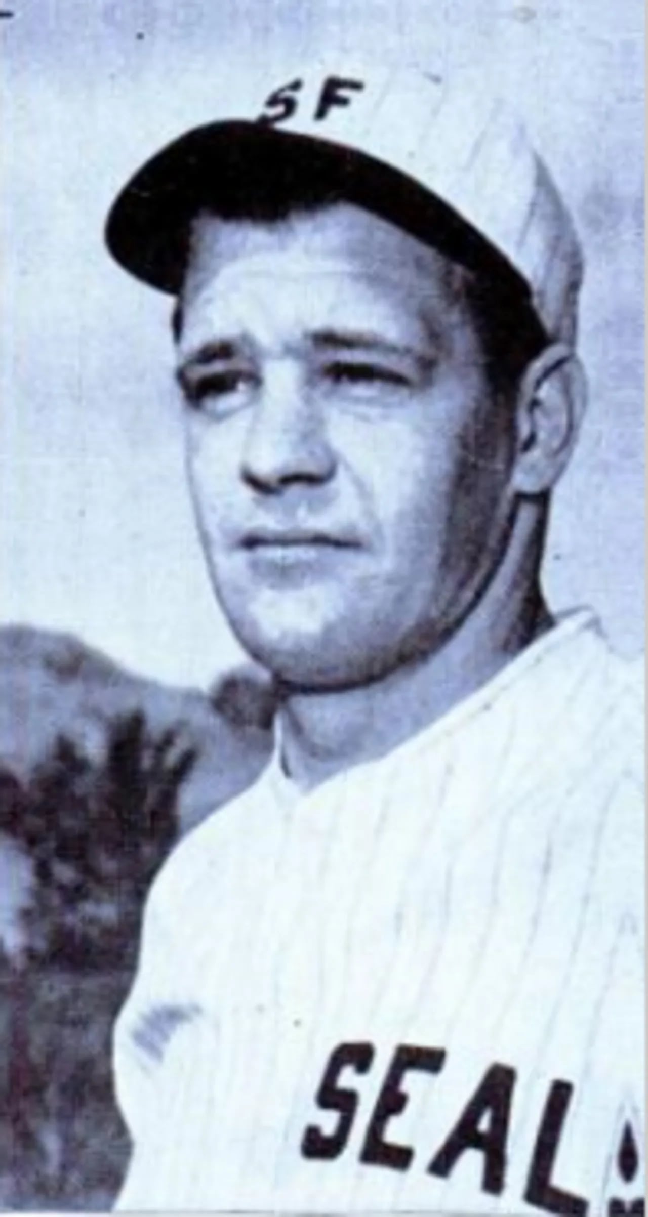Portrait of Bob Chesnes (1921–1979) – memorial page