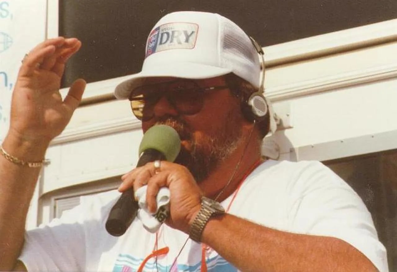 Portrait of Bob Collins (1942–2000) – memorial page