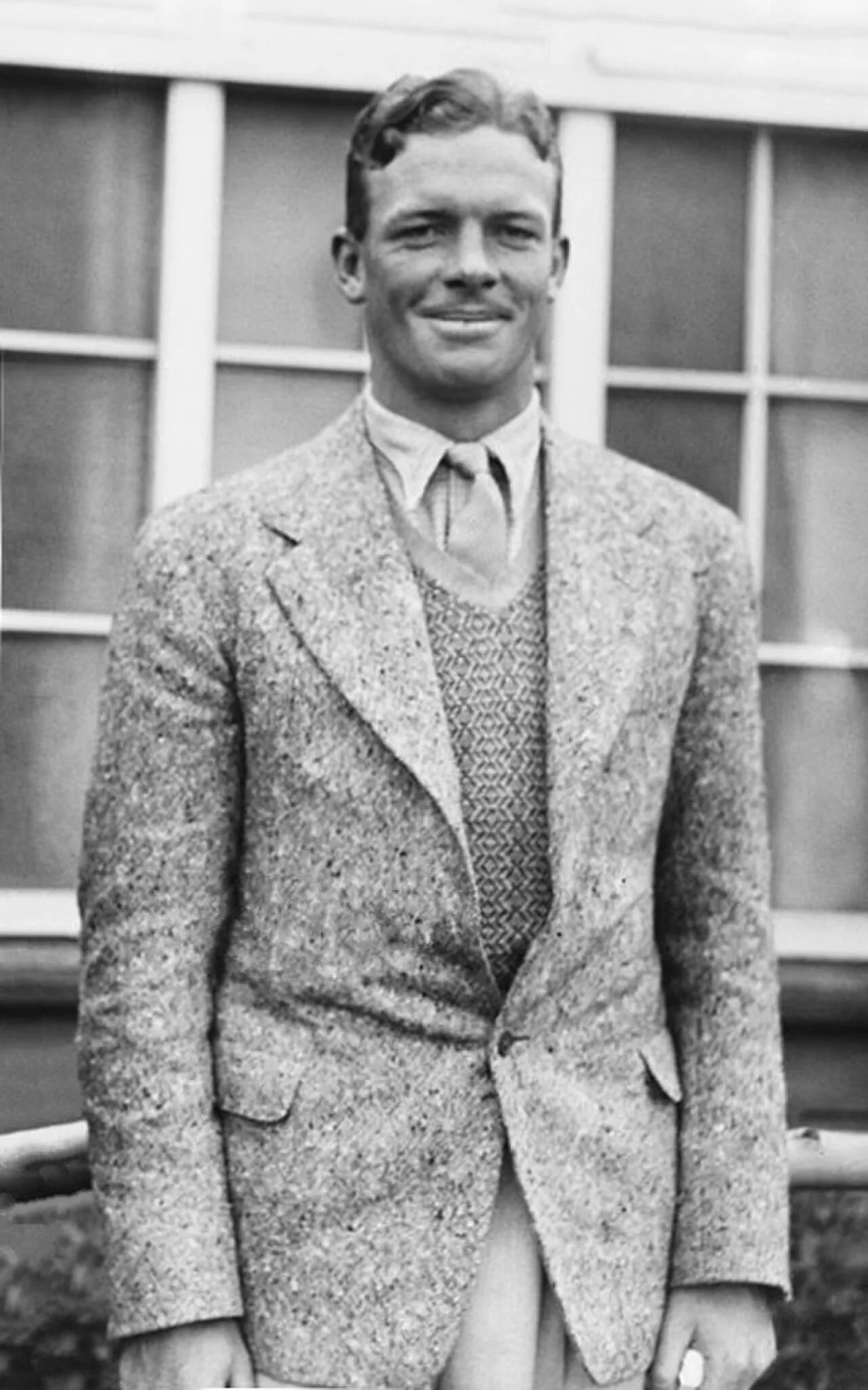 Porträt von Bob Crisp (1911–1994) – Gedenkseite