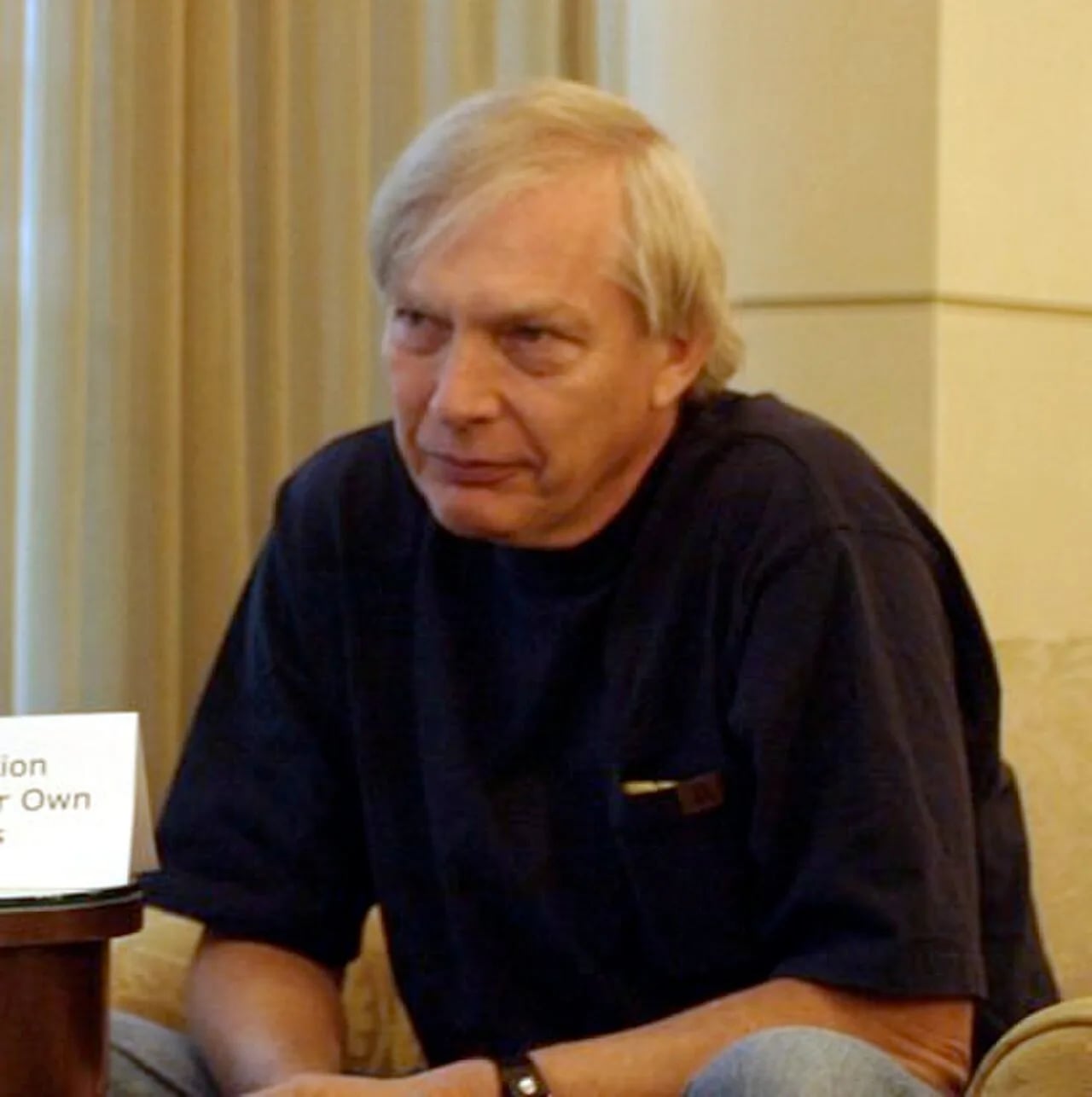 Portrait of Bob Edwards (1947–2024) – memorial page