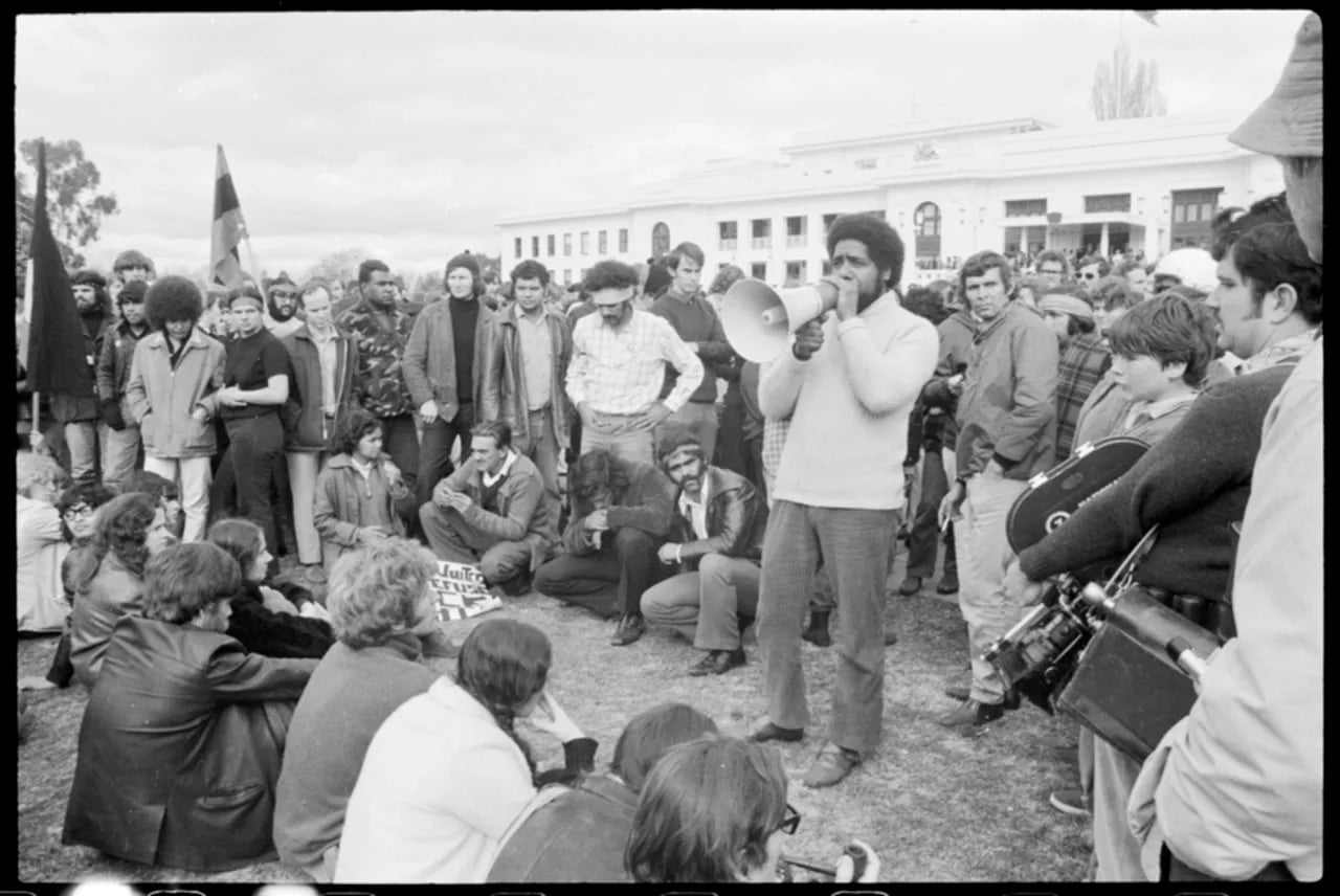 Portrait of Bob Maza (1939–2000) – memorial page