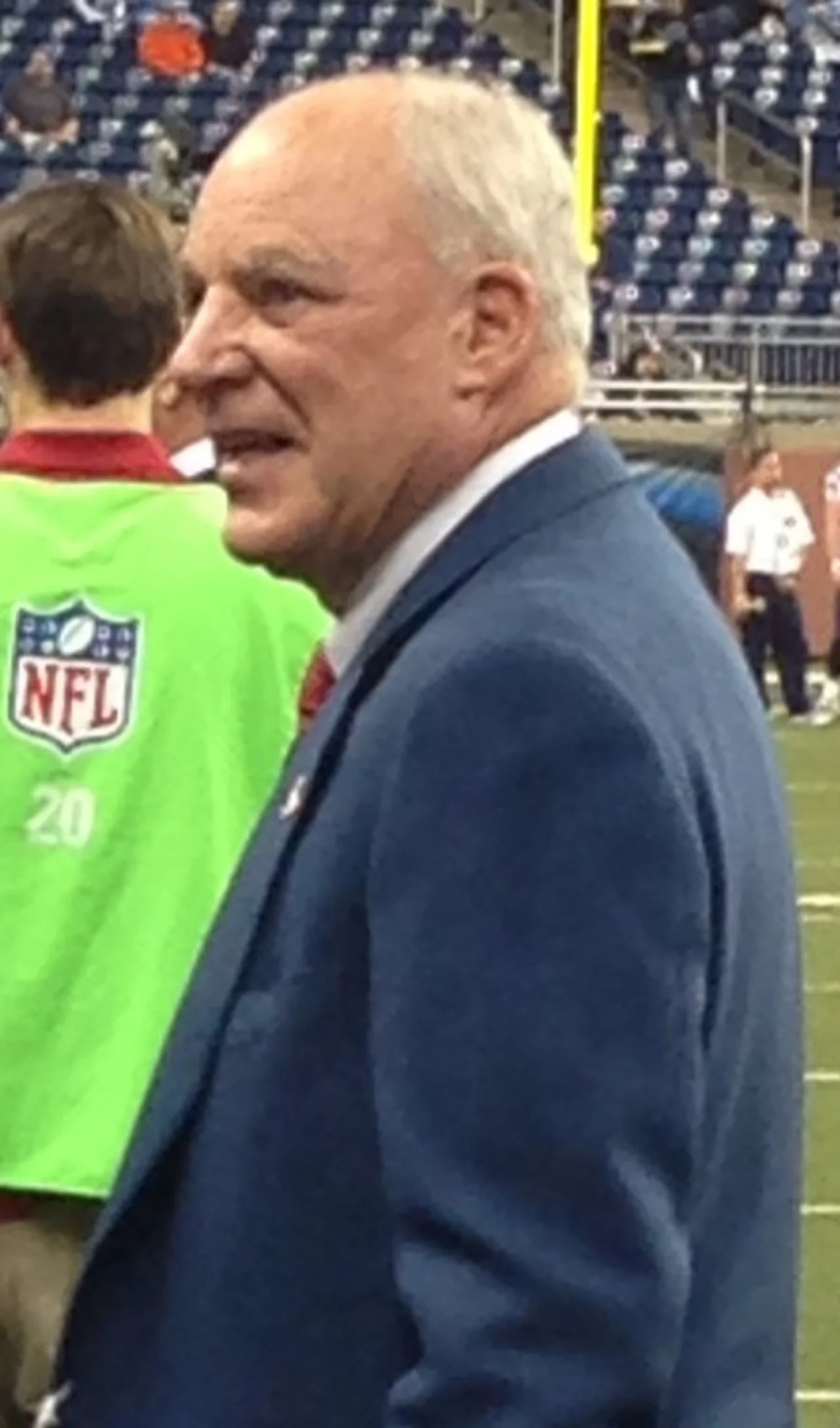 Porträt von Bob McNair (1937–2018) – Gedenkseite