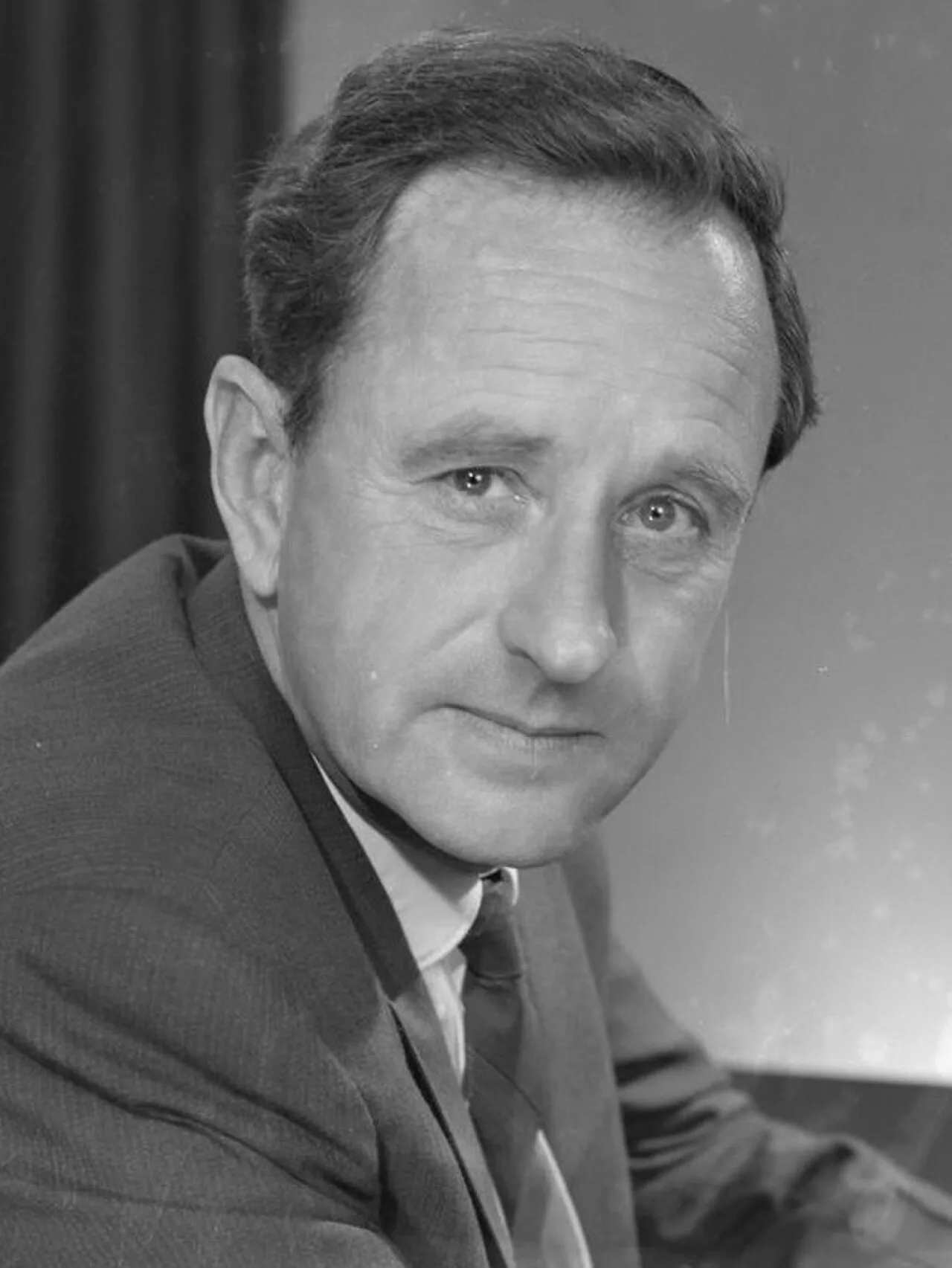 Porträt von Bob Tizard (1924–2016) – Gedenkseite