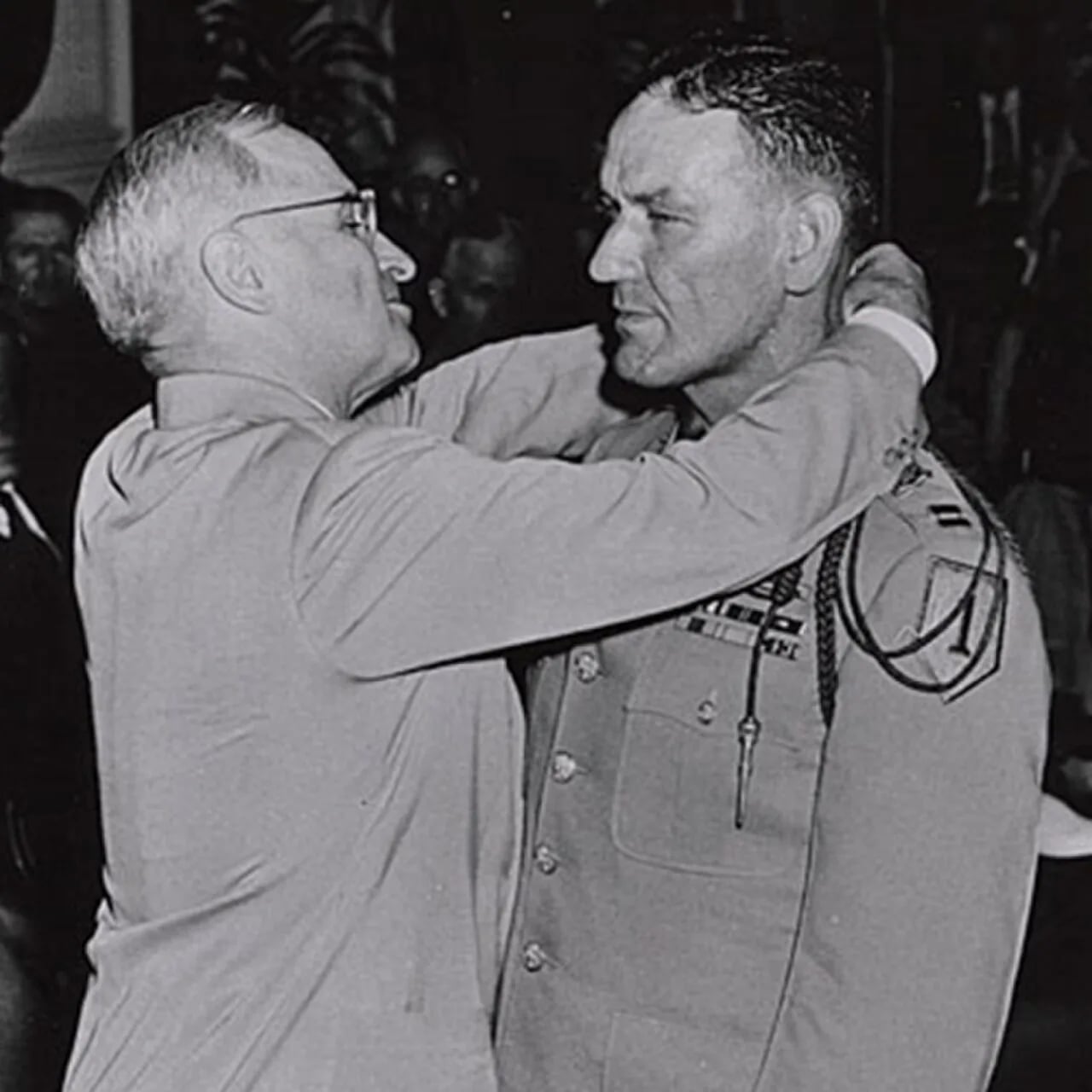 Porträt von Robert E. Brown (1907–1971) – Gedenkseite