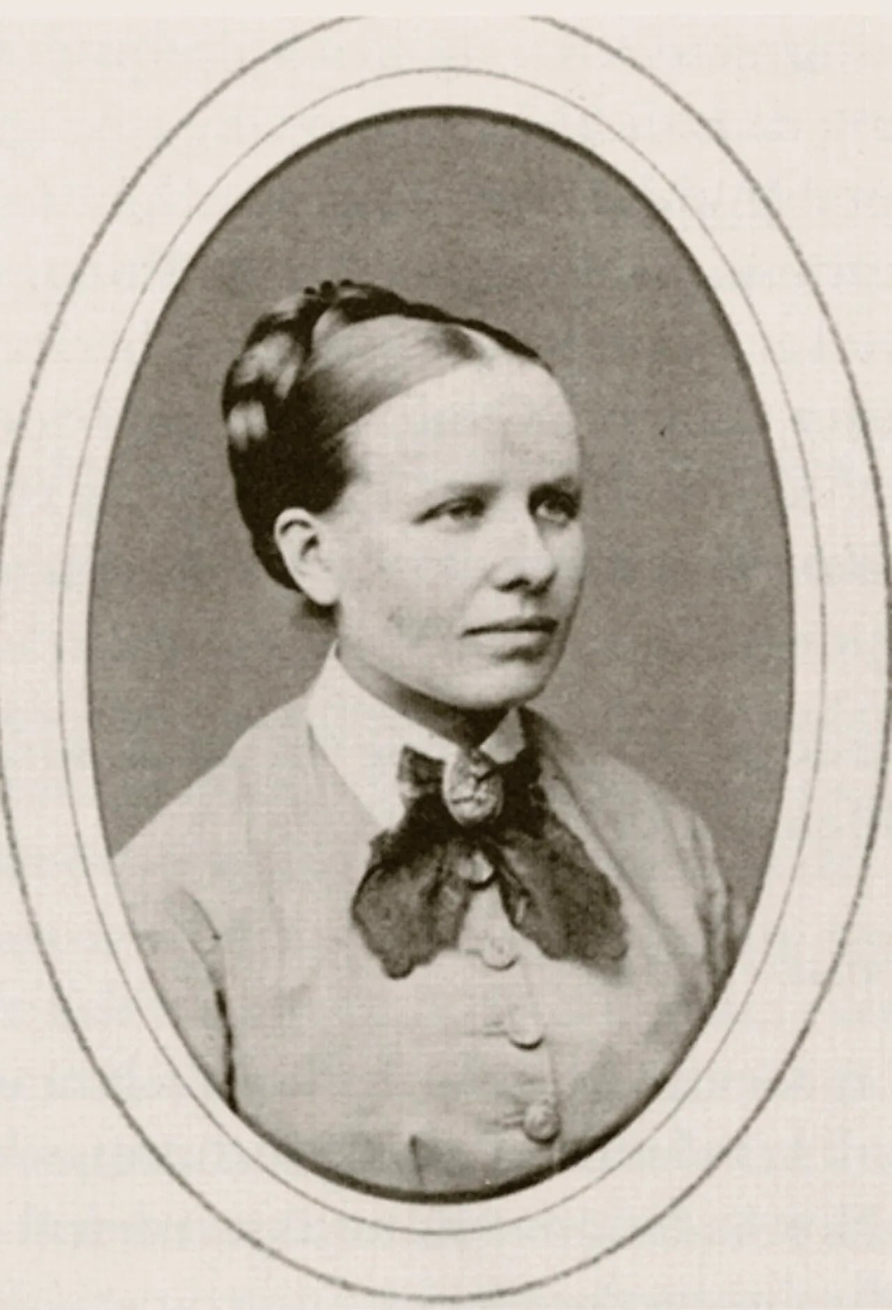 Porträt von Sofi Almquist (1844–1926) – Gedenkseite