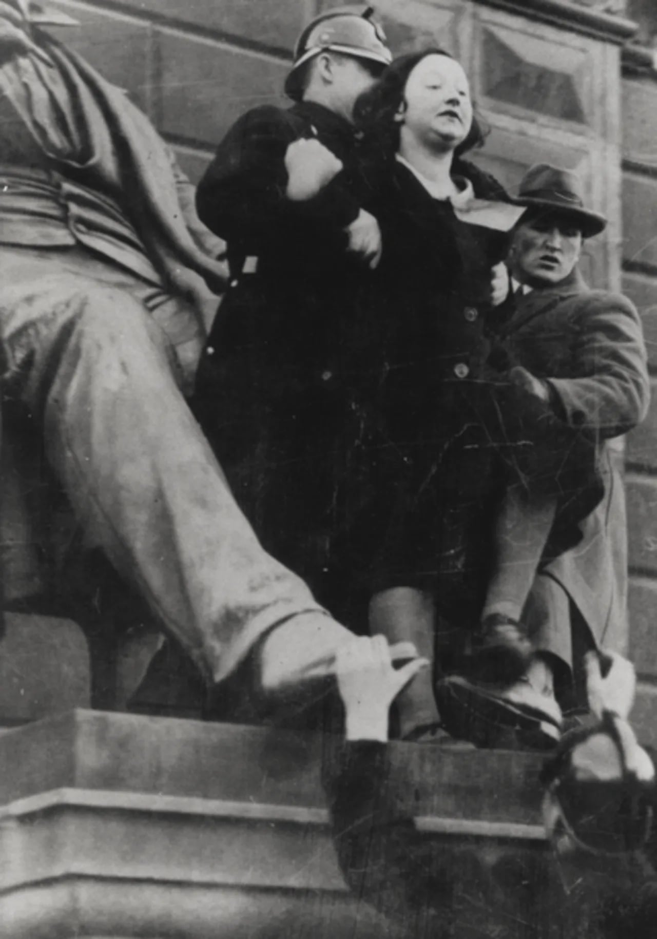 Portrait of Ragnhild Nikoline Andersen (1907–1990) – memorial page