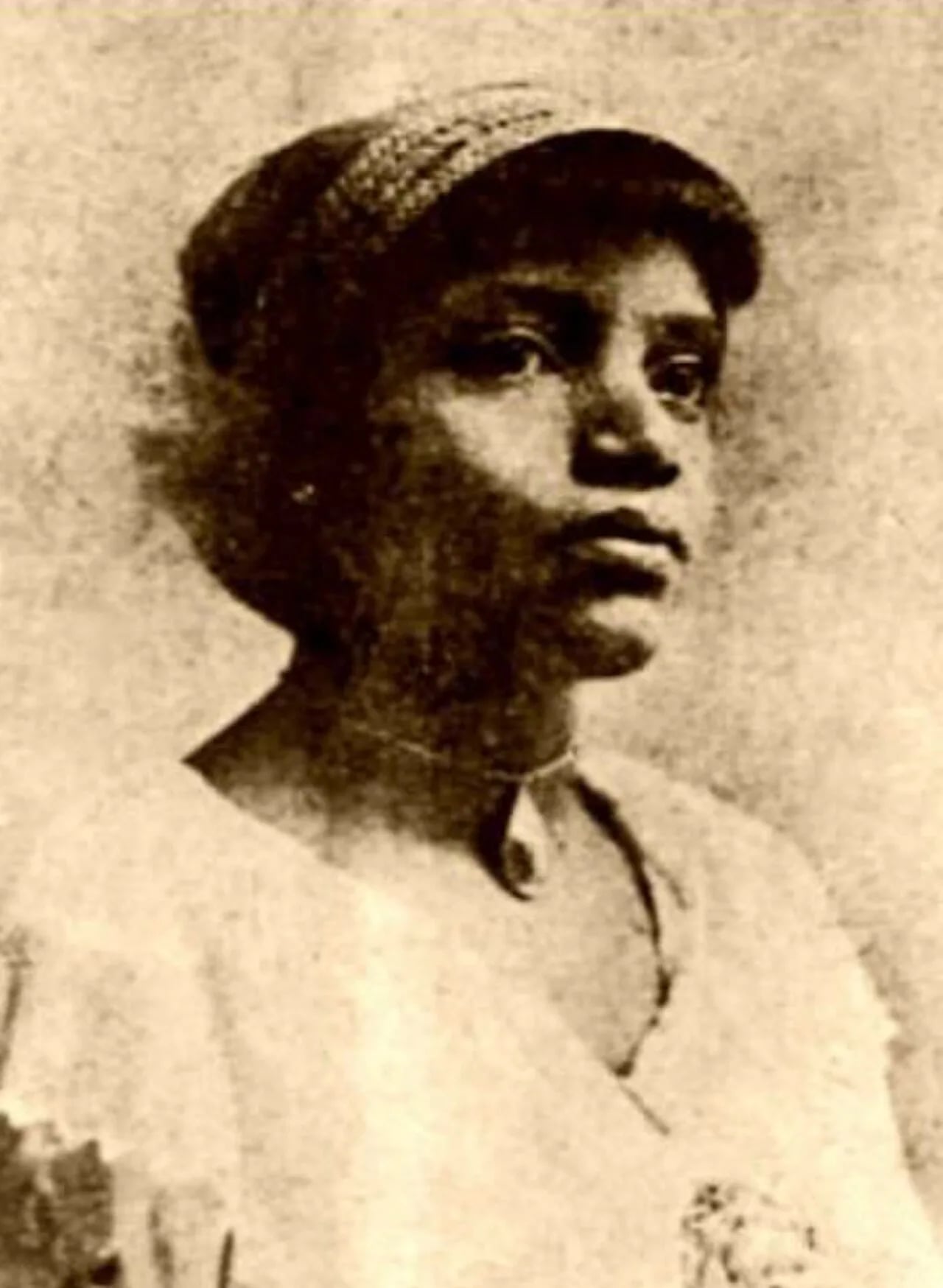 Portrait of Bettiola Heloise Fortson (1890–1917) – memorial page
