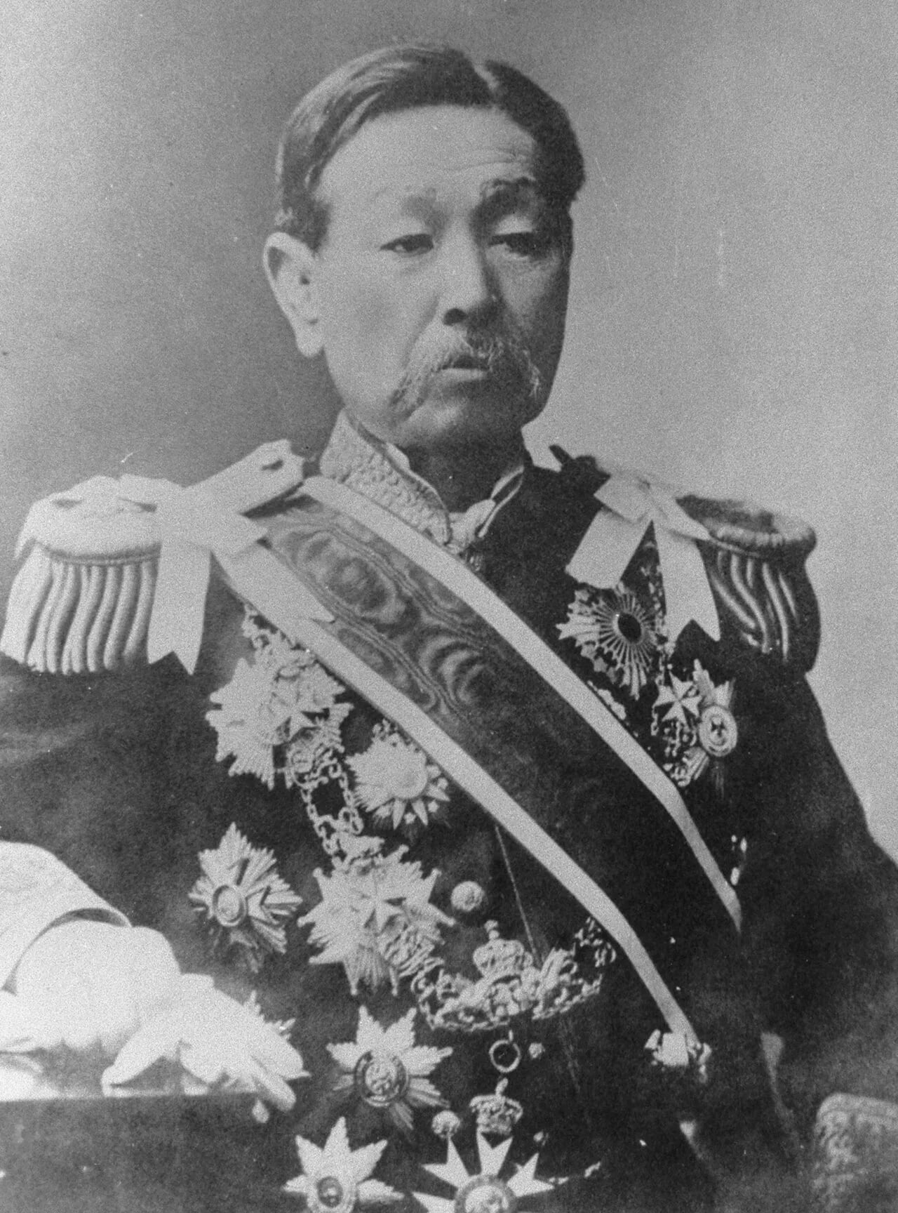 Portrait of Inoue Kaoru (1836–1915) – memorial page