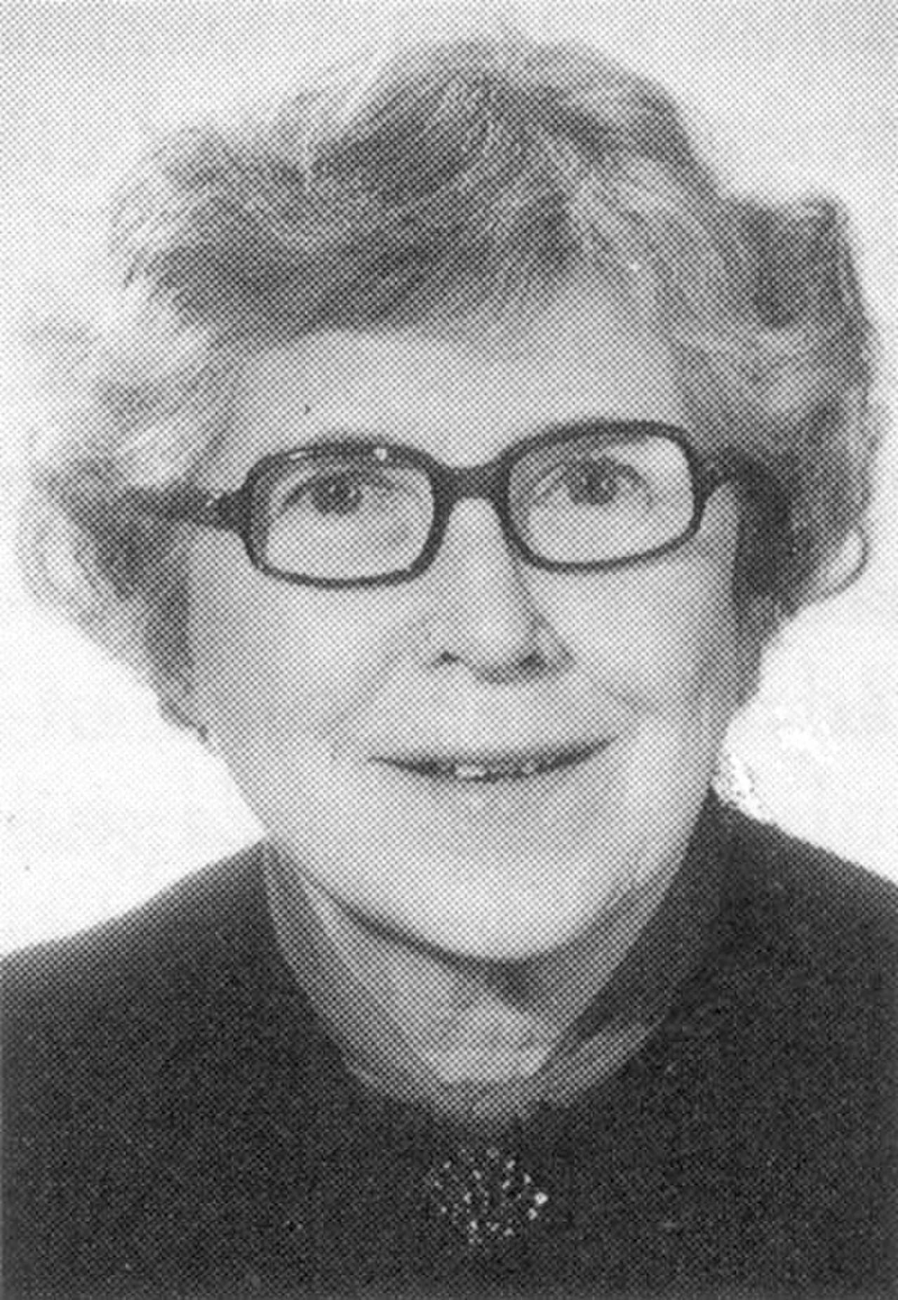 Portrait of Eva Billow (1902–1993) – memorial page