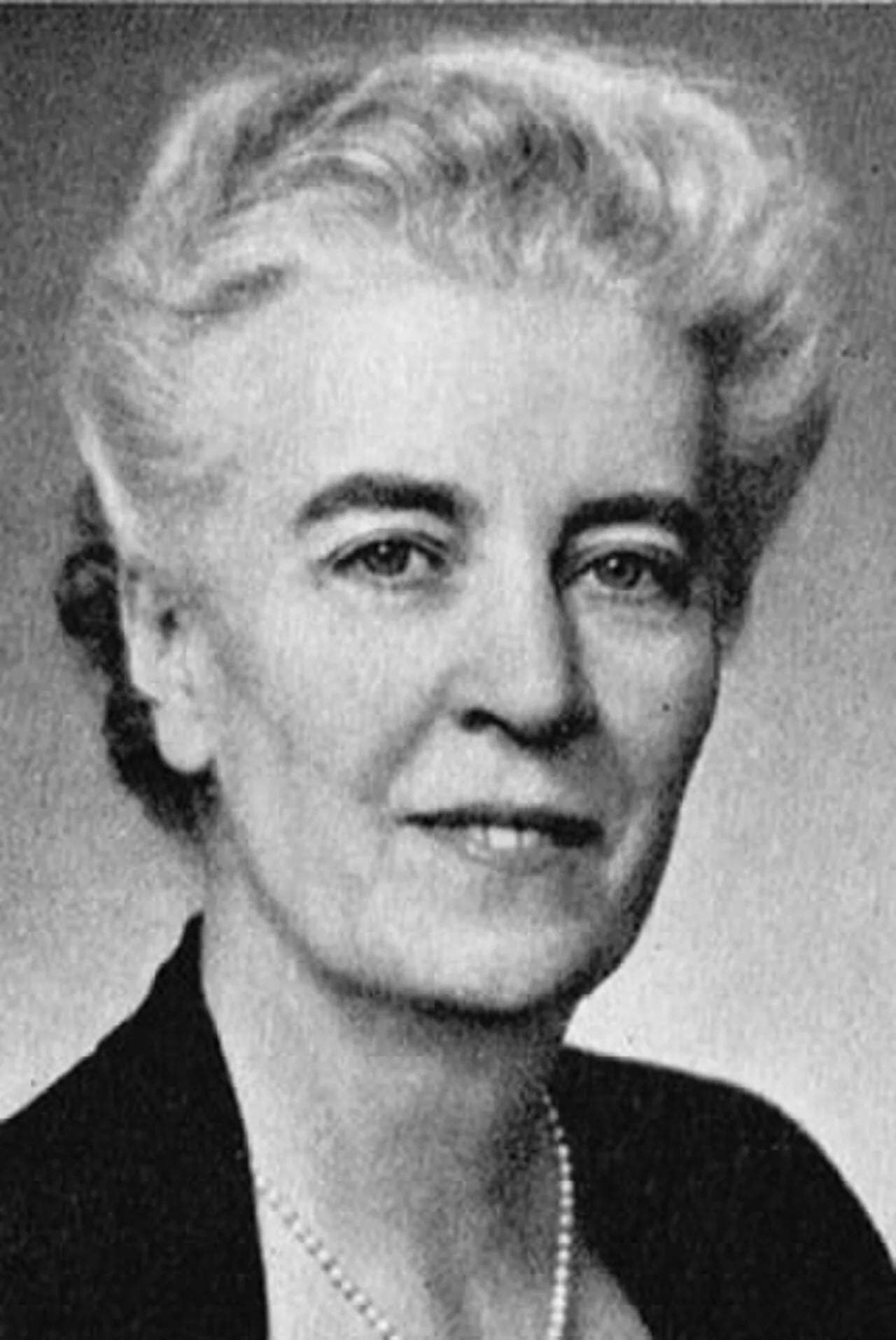 Portrait of Elsa Cedergren (1893–1996) – memorial page