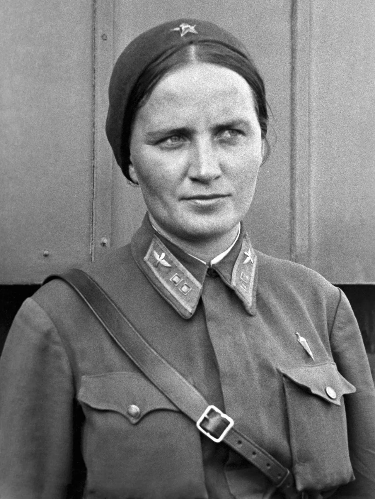 Porträt von Marina Michailowna Raskowa (1912–1943) – Gedenkseite
