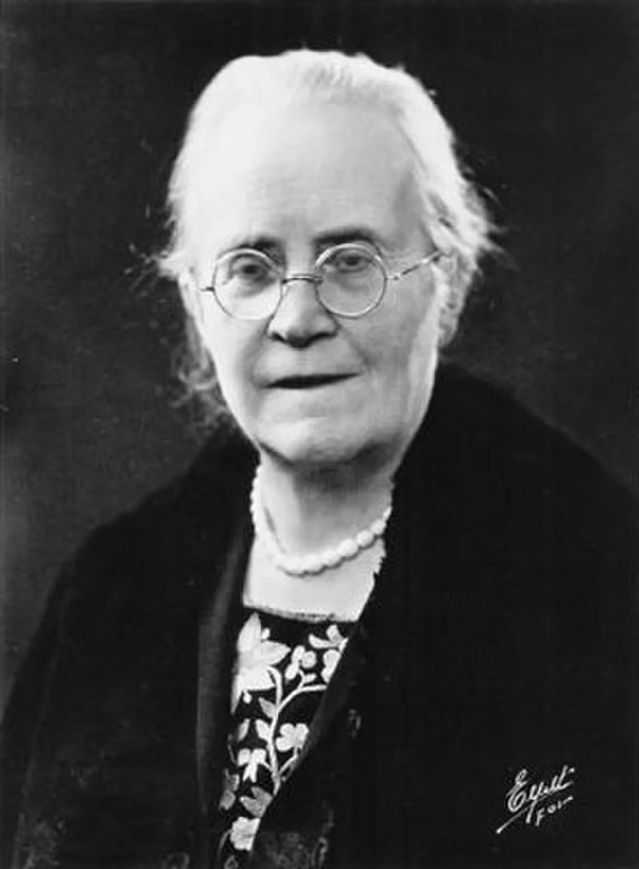 Portrait of Henni Forchhammer (1863–1955) – memorial page